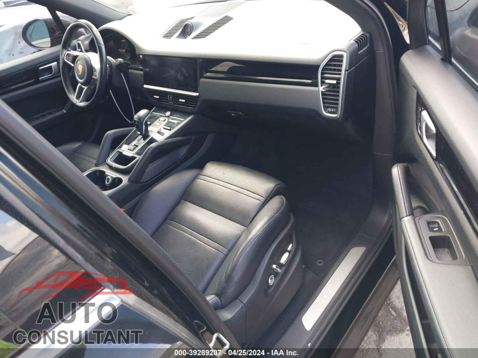 PORSCHE CAYENNE 2019 - WP1AA2AY8KDA06060