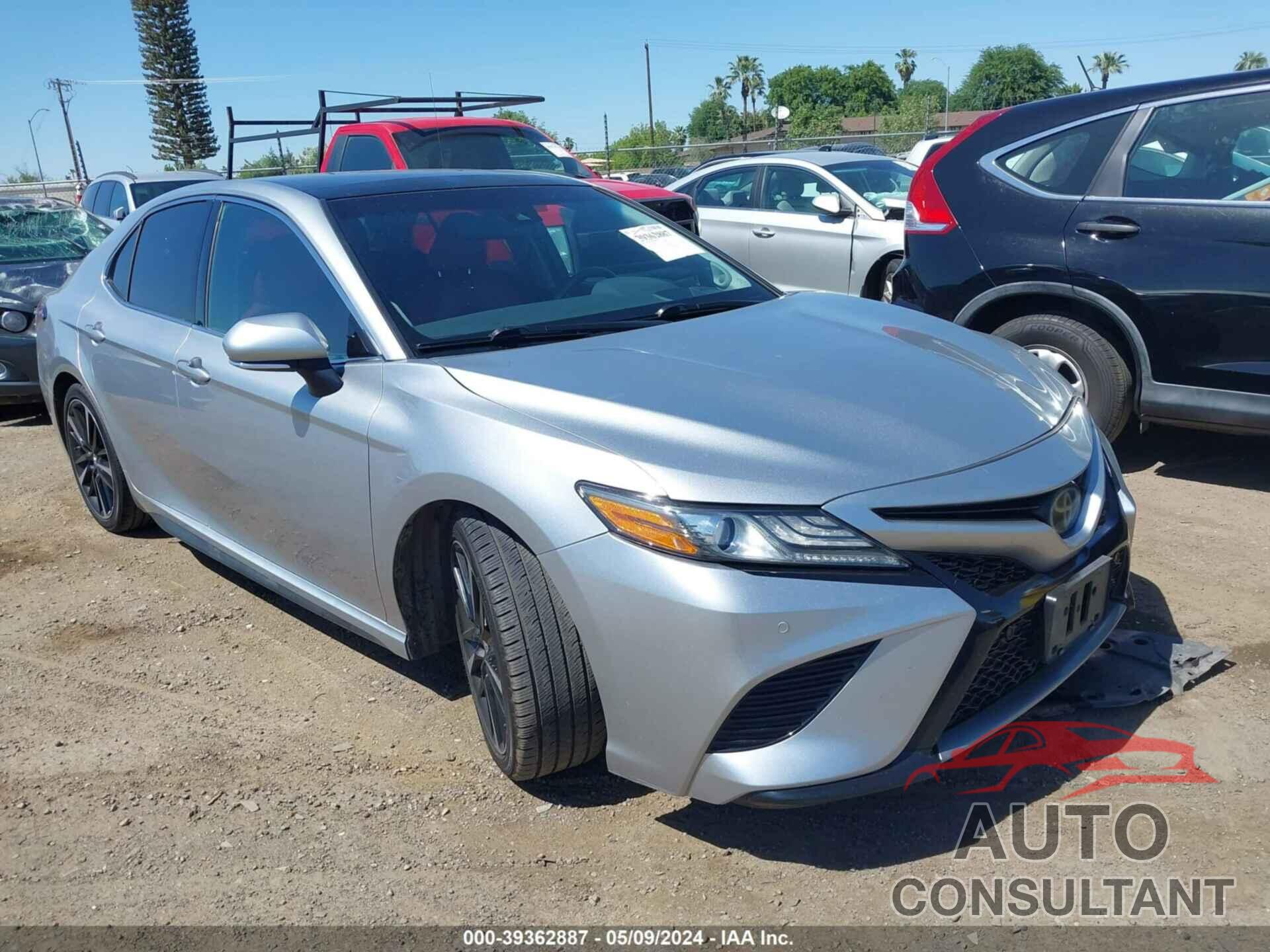 TOYOTA CAMRY 2018 - 4T1BZ1HK5JU012659