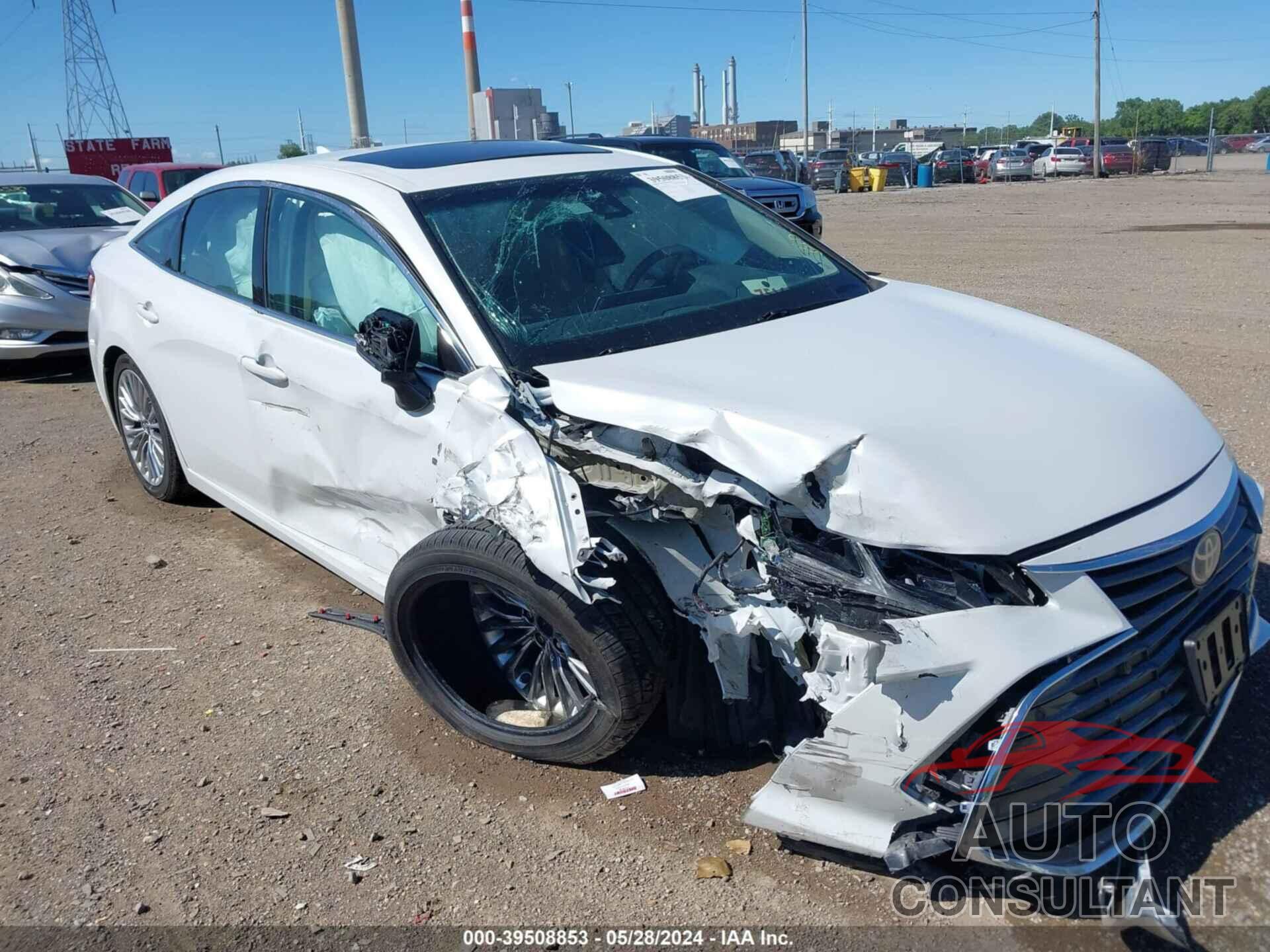 TOYOTA AVALON HYBRID 2019 - 4T1B21FB8KU006489