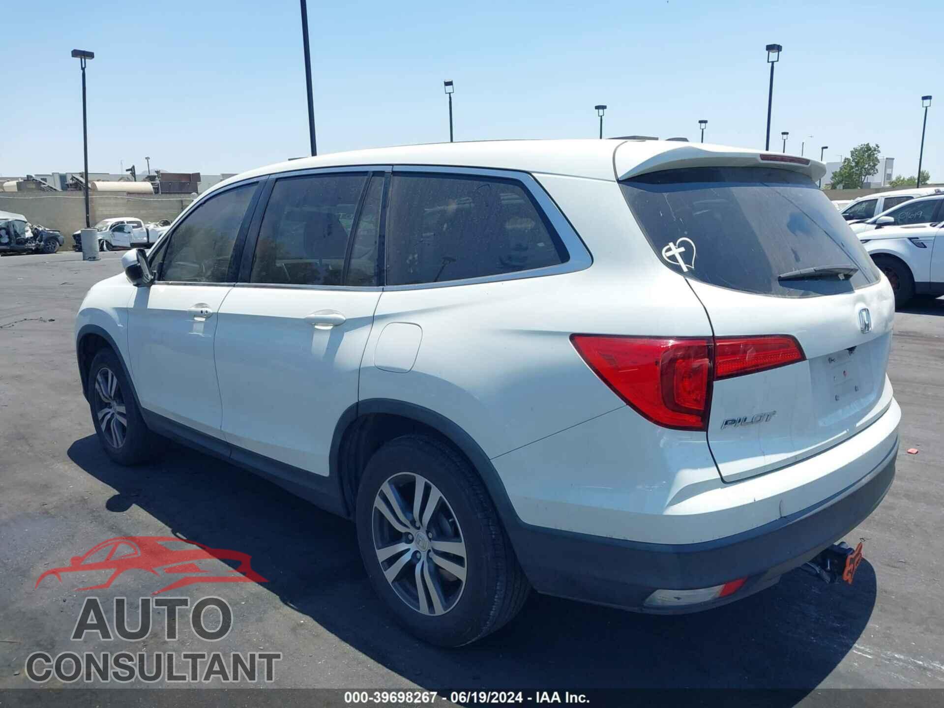 HONDA PILOT 2017 - 5FNYF5H39HB032309