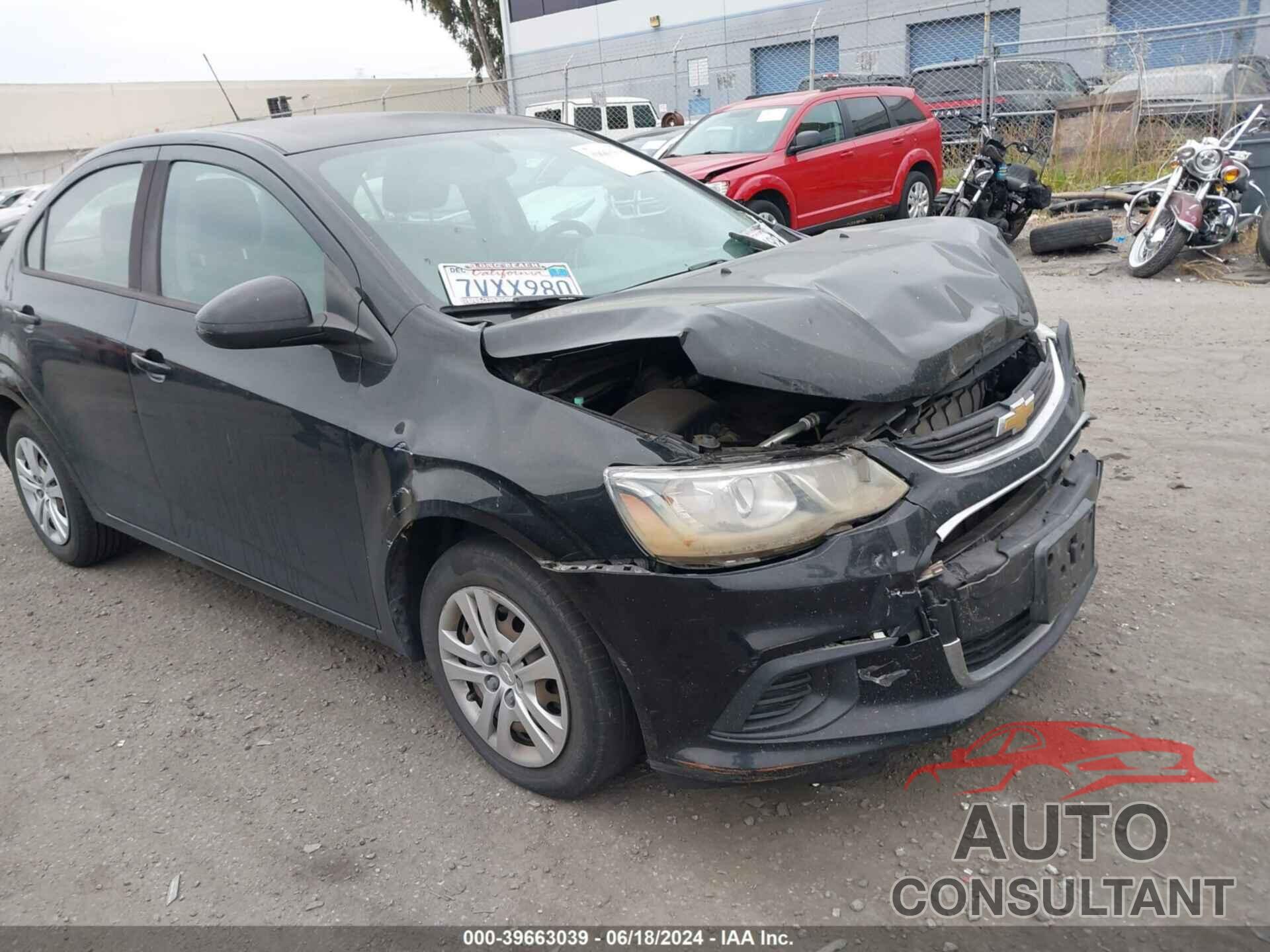 CHEVROLET SONIC 2017 - 1G1JB5SG6H4104849