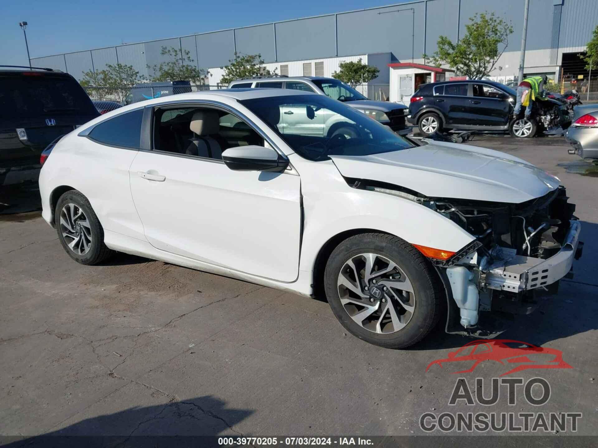 HONDA CIVIC 2017 - 2HGFC4B04HH304804