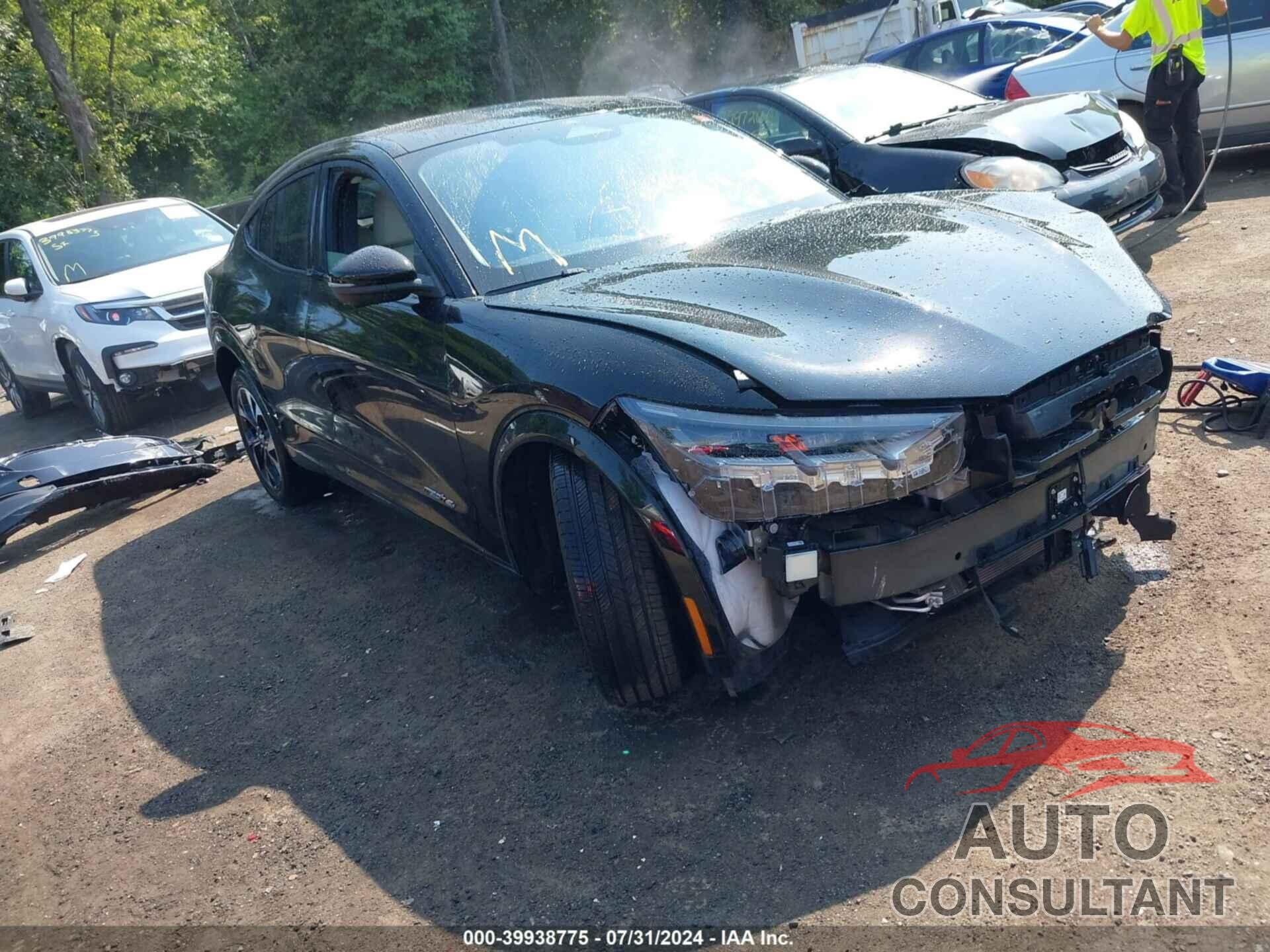 FORD MUSTANG MACH-E 2023 - 3FMTK3SS3PMA41202