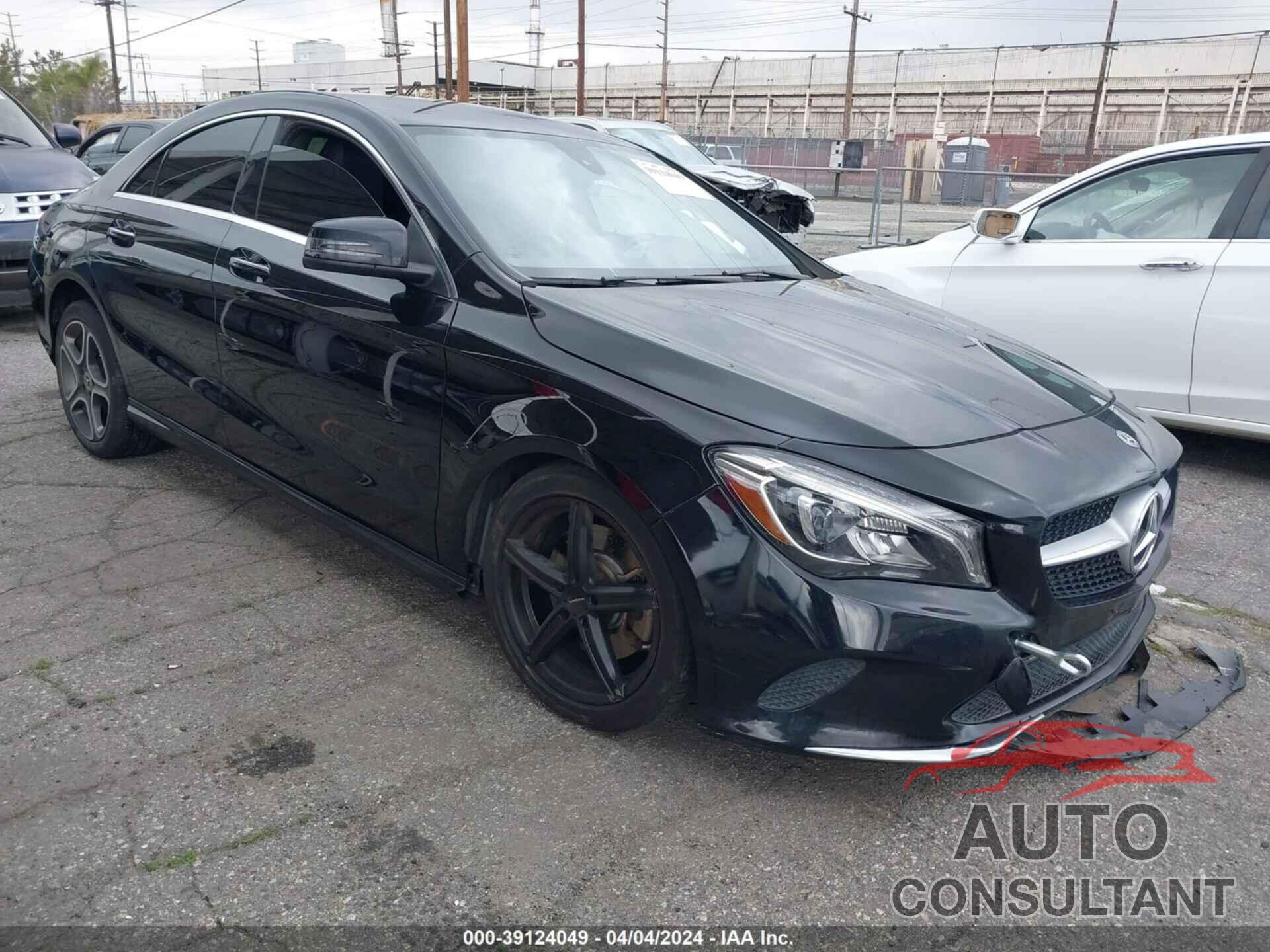 MERCEDES-BENZ CLA 250 2019 - WDDSJ4EB5KN735334