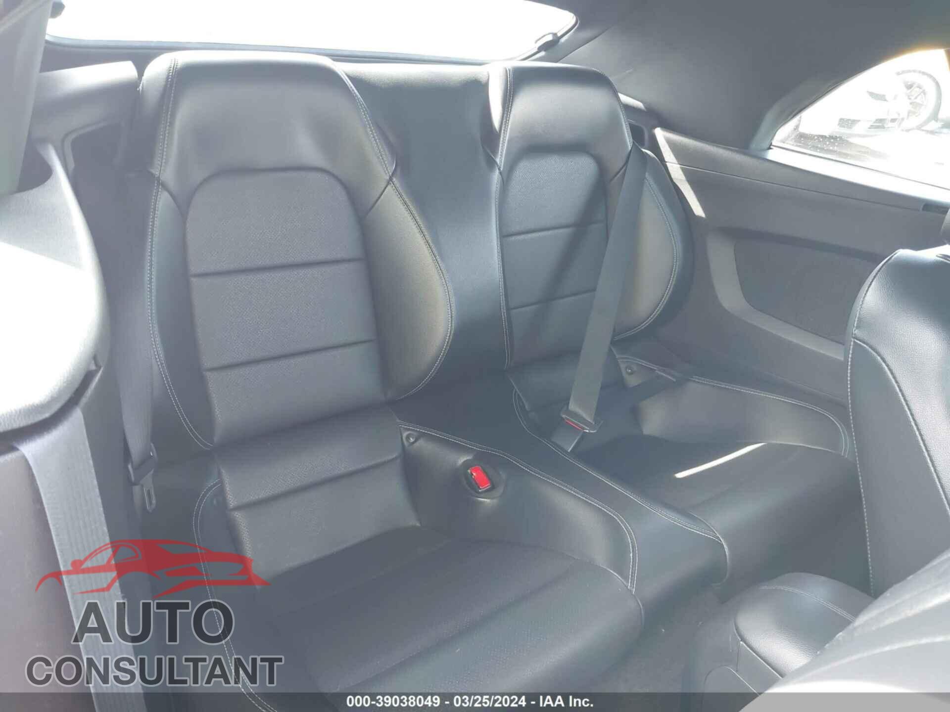 FORD MUSTANG 2017 - 1FATP8UH5H5296077