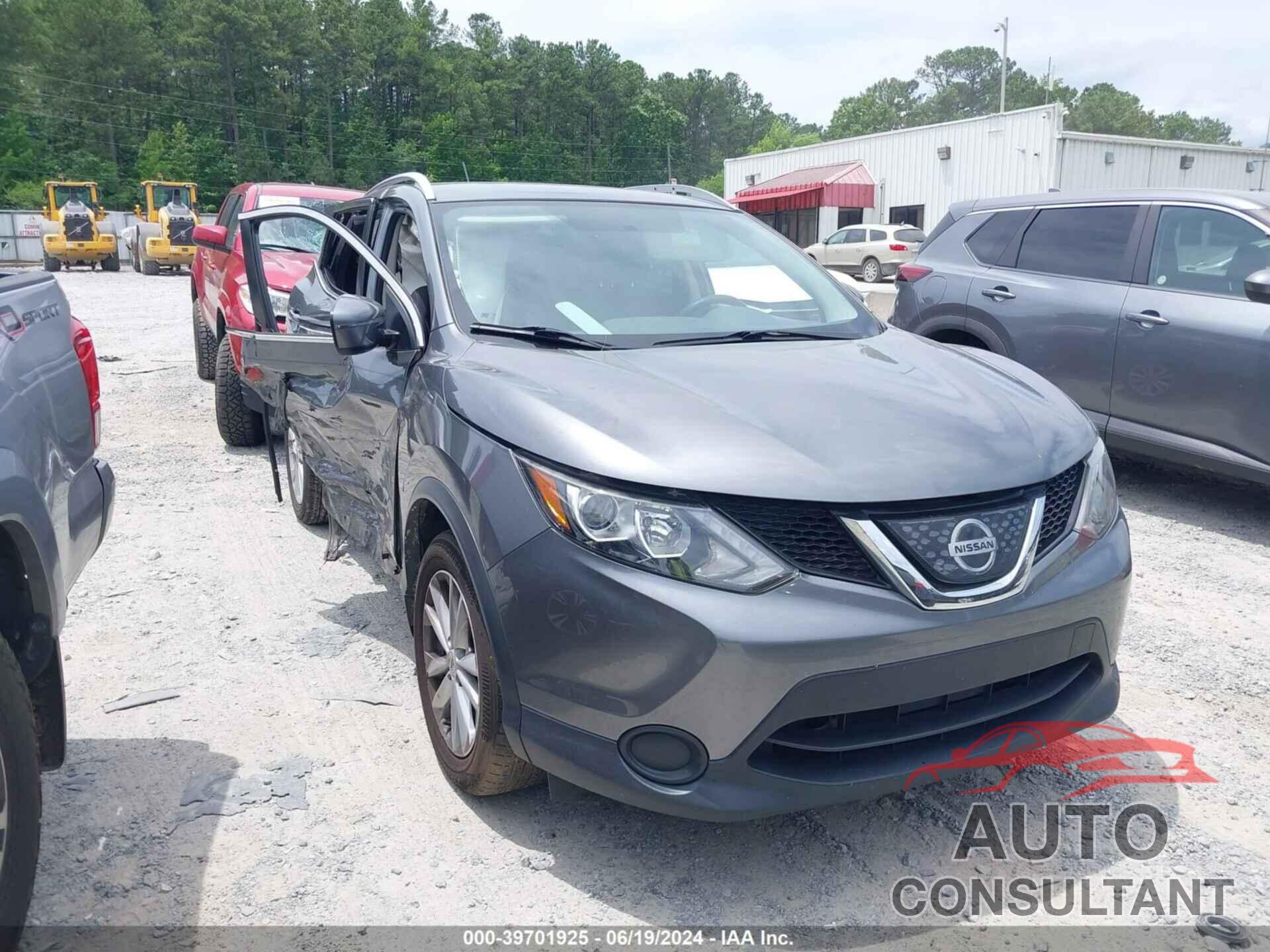 NISSAN ROGUE SPORT 2018 - JN1BJ1CP8JW163601