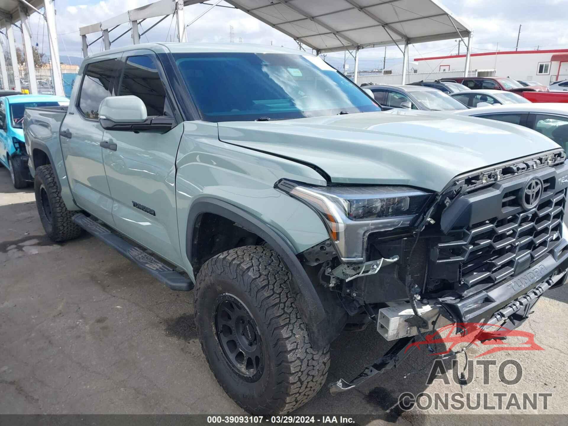 TOYOTA TUNDRA 2022 - 5TFJA5DB8NX033546