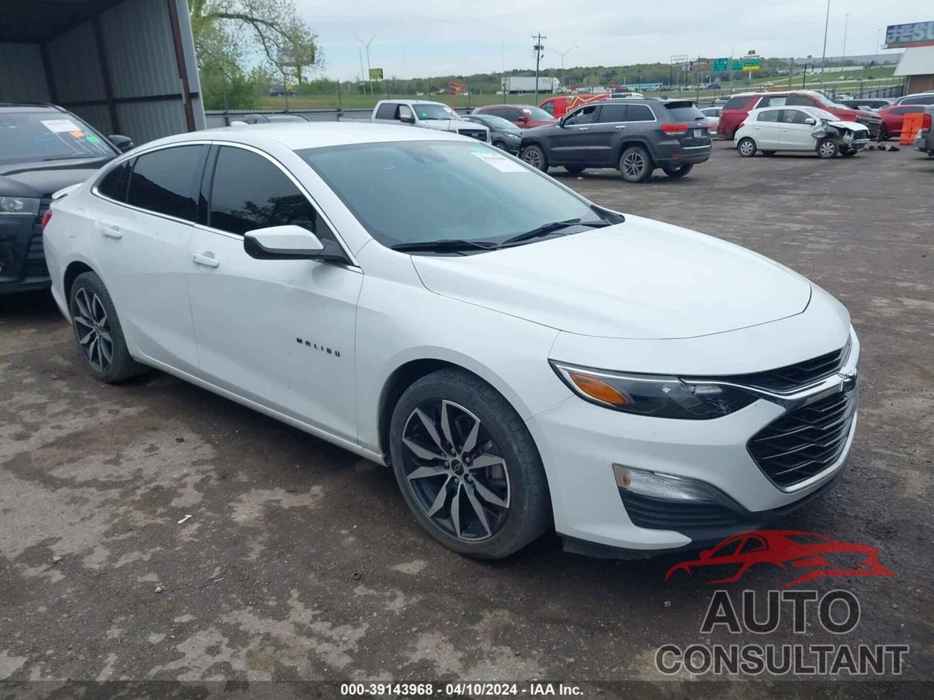 CHEVROLET MALIBU 2021 - 1G1ZG5STXMF037785