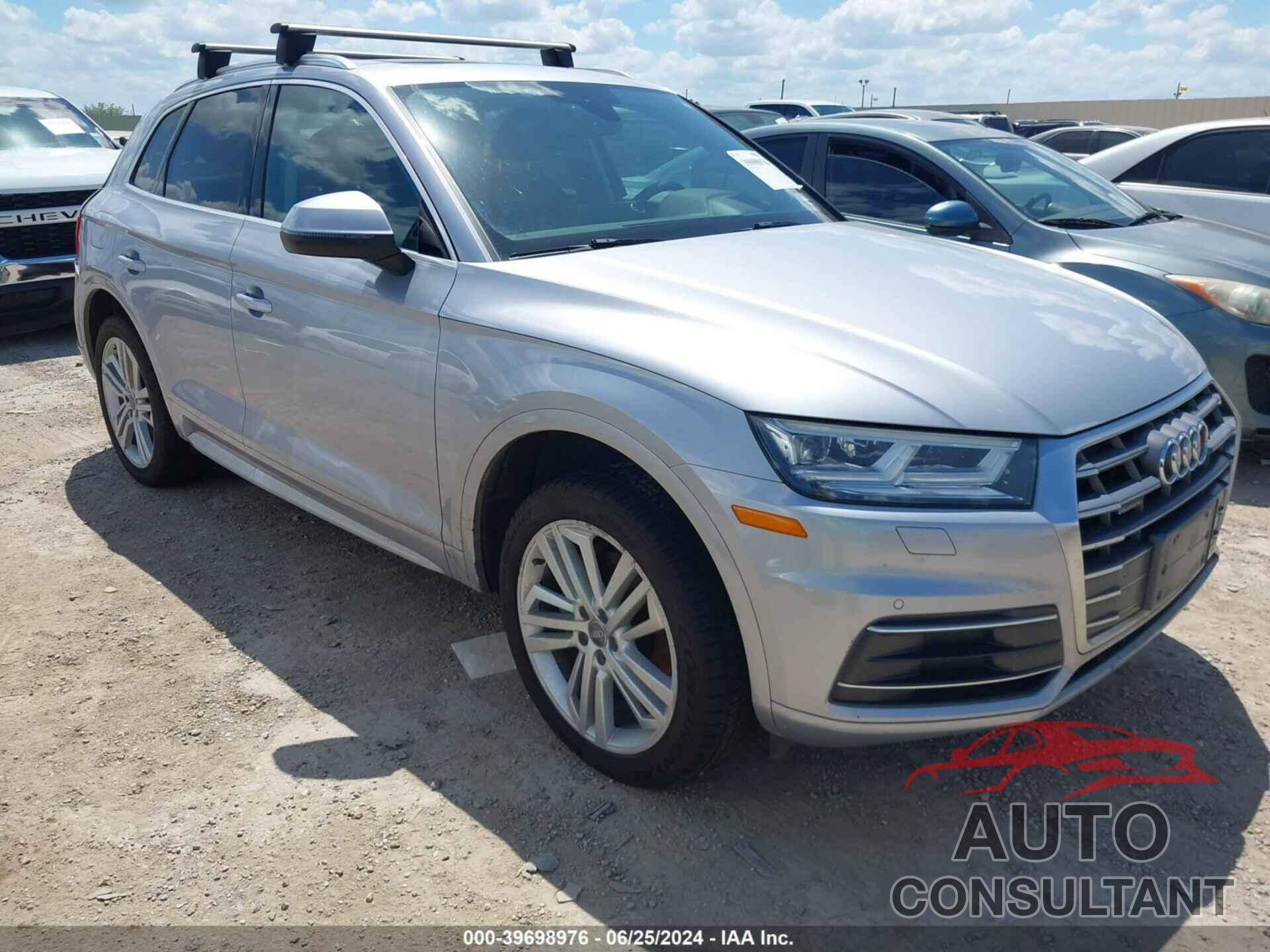 AUDI Q5 2018 - WA1BNAFY4J2103676