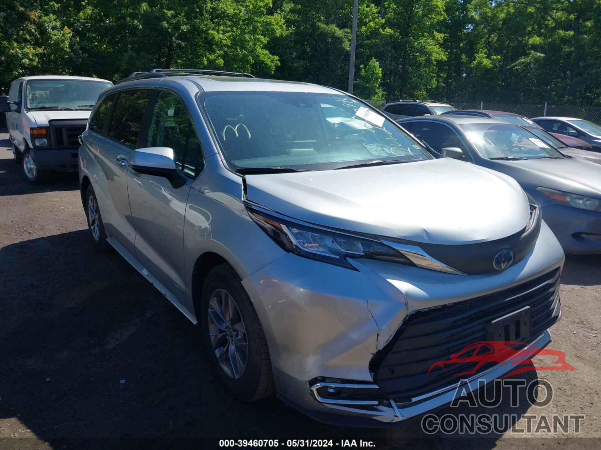 TOYOTA SIENNA 2021 - 5TDYSKFC5MS019205