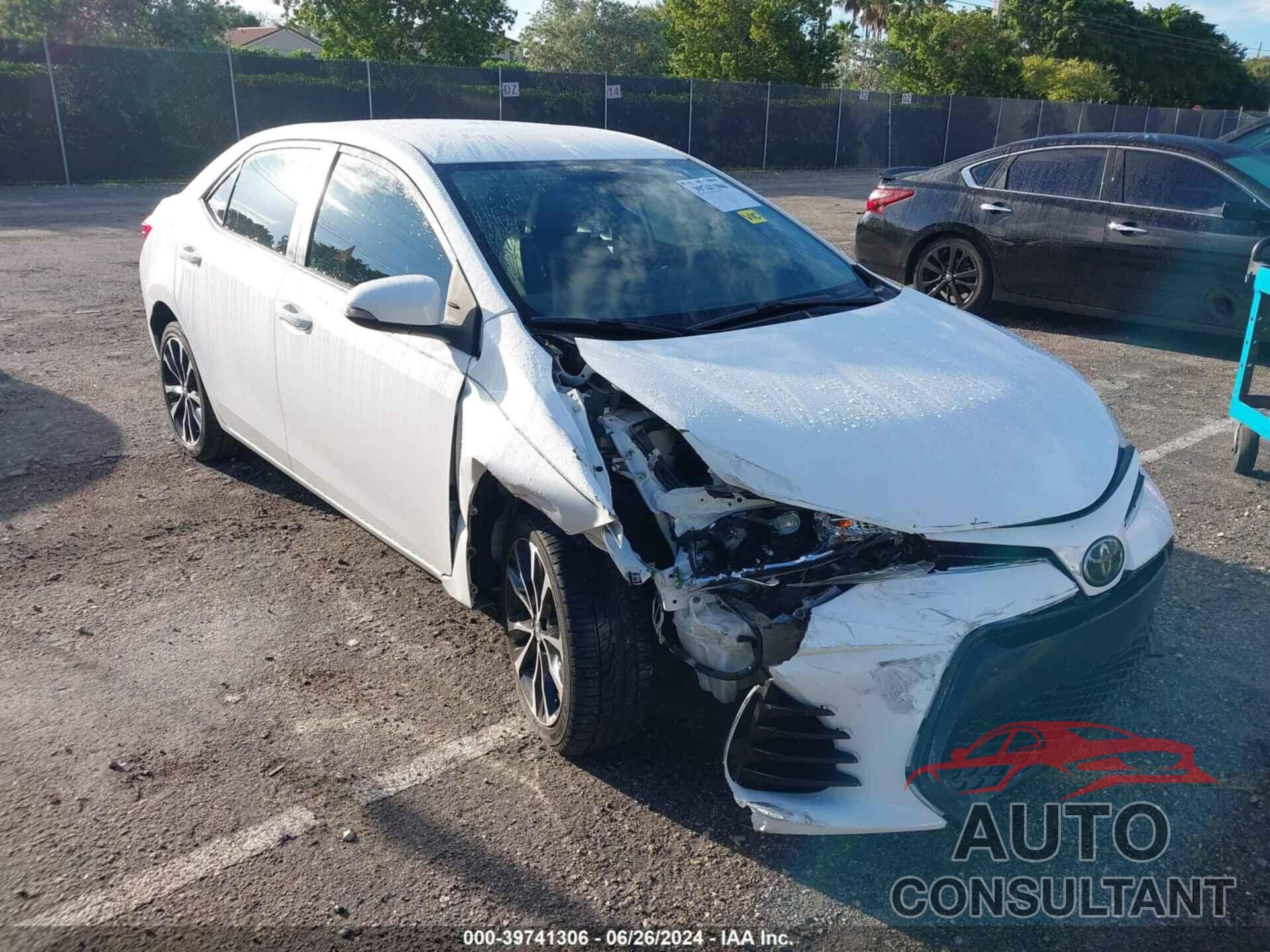TOYOTA COROLLA 2018 - 5YFBURHE8JP807617