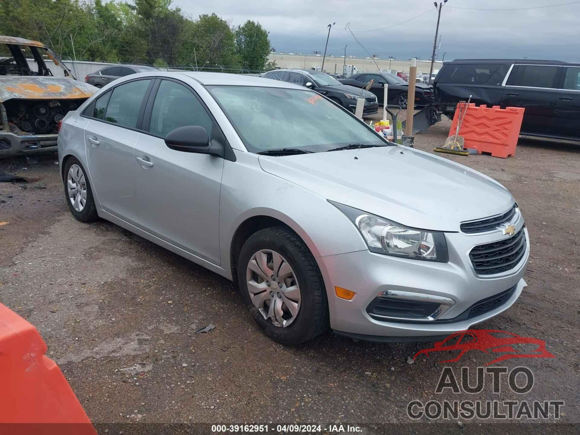 CHEVROLET CRUZE LIMITED 2016 - 1G1PC5SH1G7200627