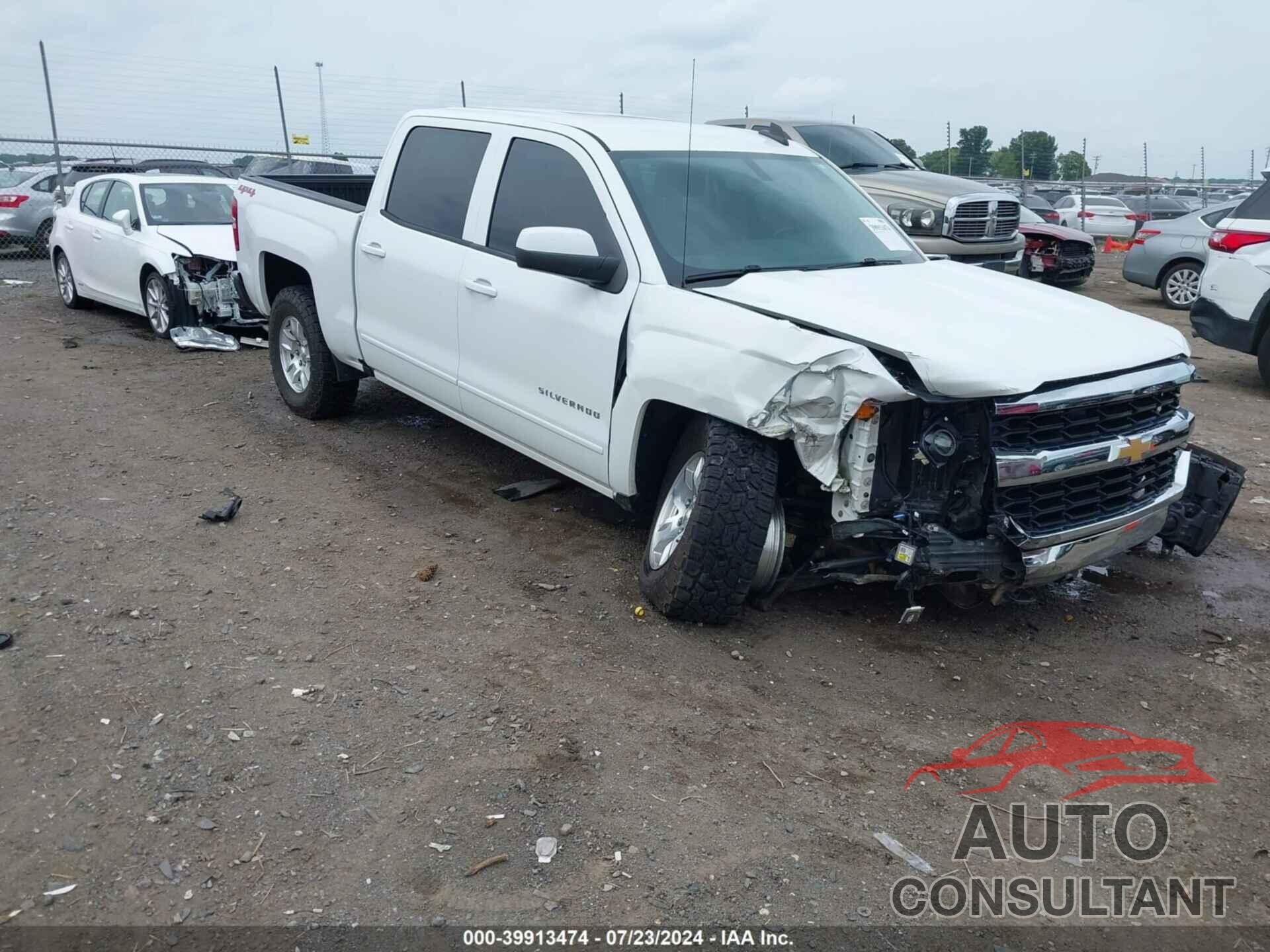 CHEVROLET SILVERADO 1500 2018 - 3GCUKREC2JG131768