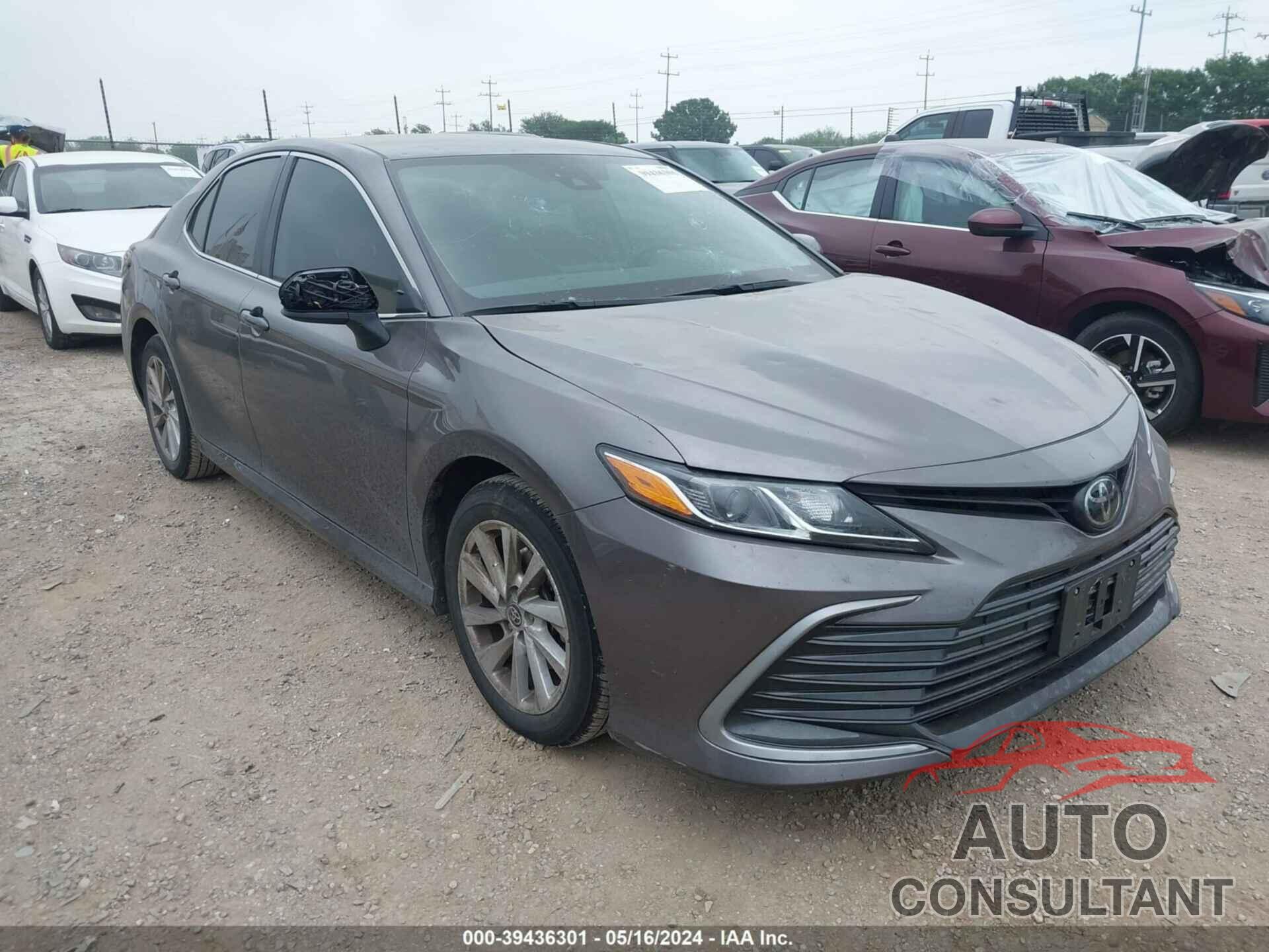 TOYOTA CAMRY 2023 - 4T1C11AK8PU180746