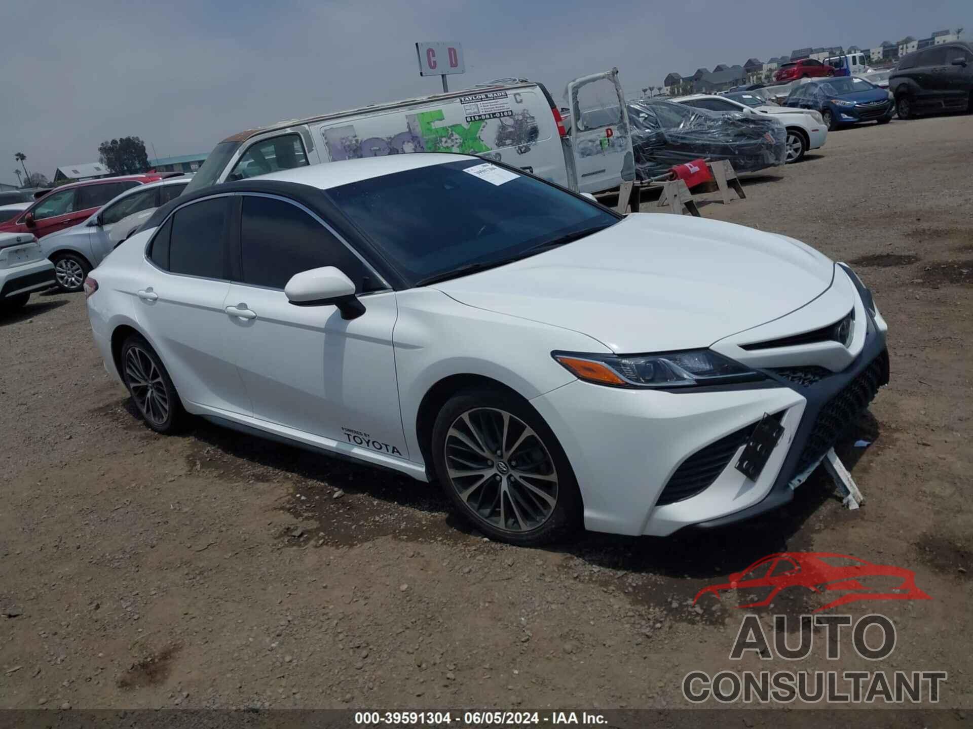 TOYOTA CAMRY 2018 - JTNB11HK2J3072024