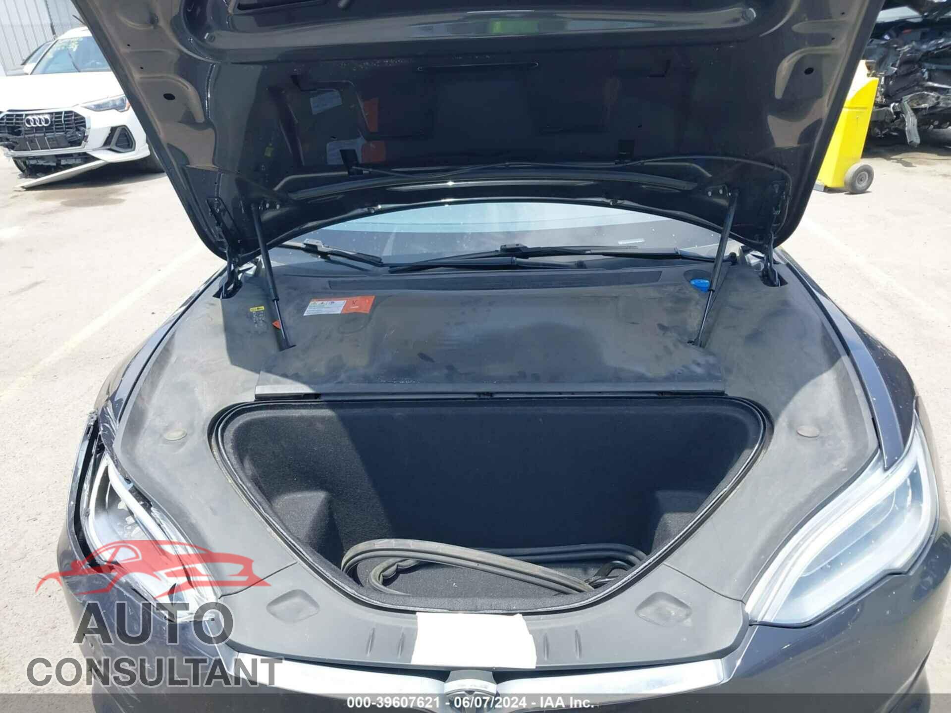 TESLA MODEL S 2017 - 5YJSA1E43HF200908
