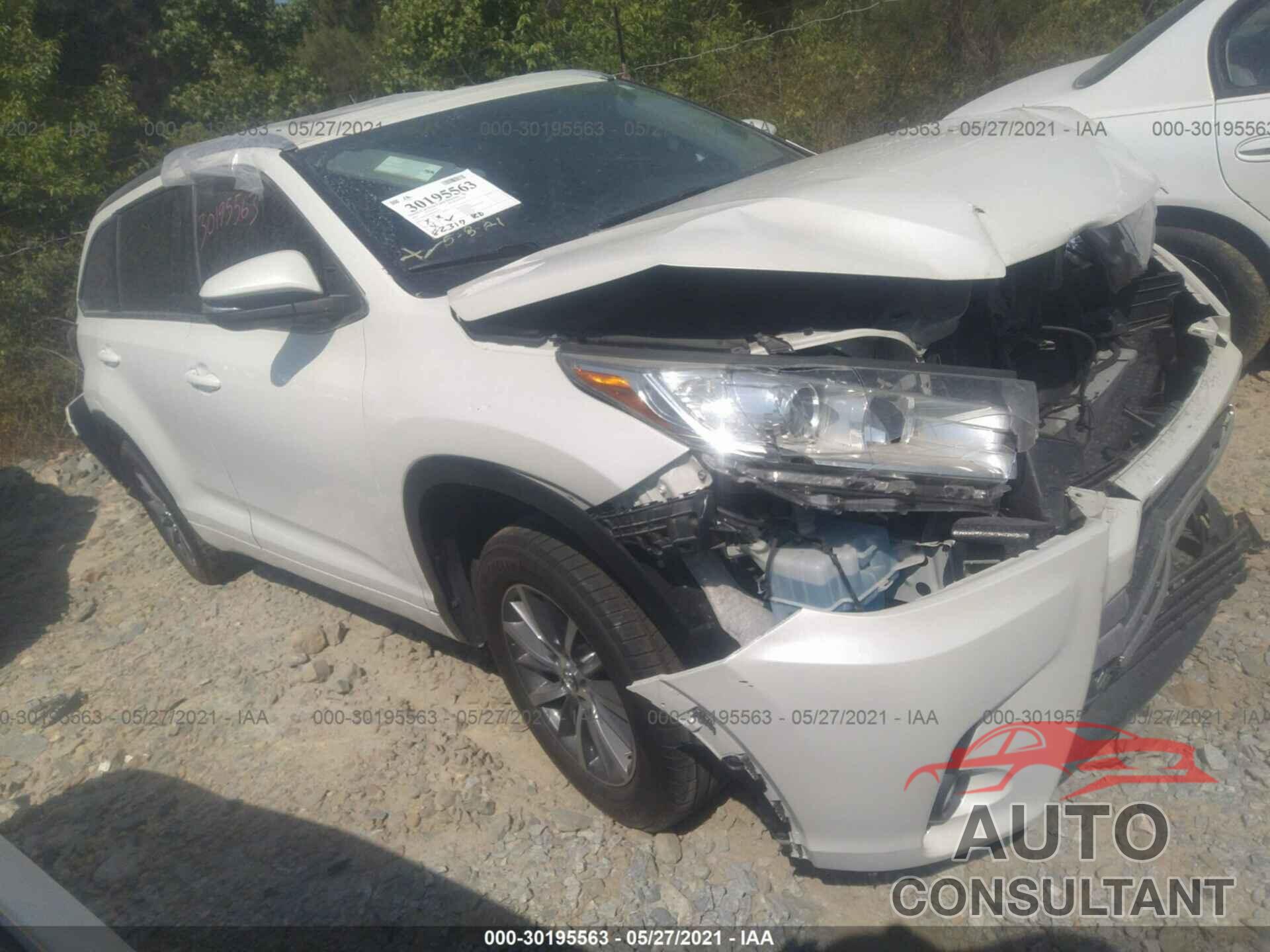 TOYOTA HIGHLANDER 2017 - 5TDKZRFH4HS521327