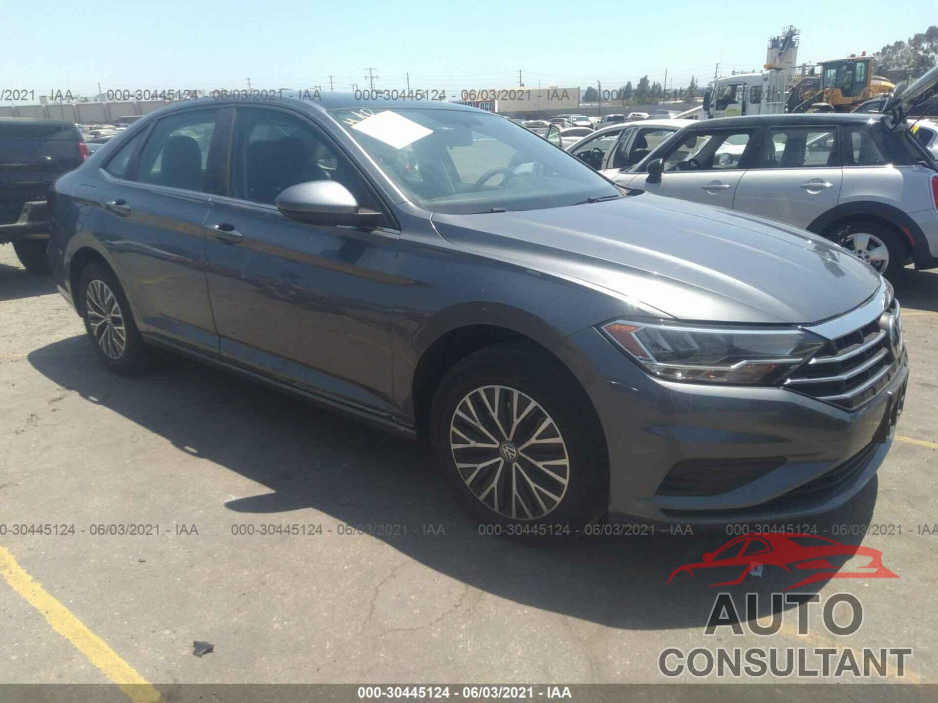 VOLKSWAGEN JETTA 2019 - 3VWCB7BU4KM133857