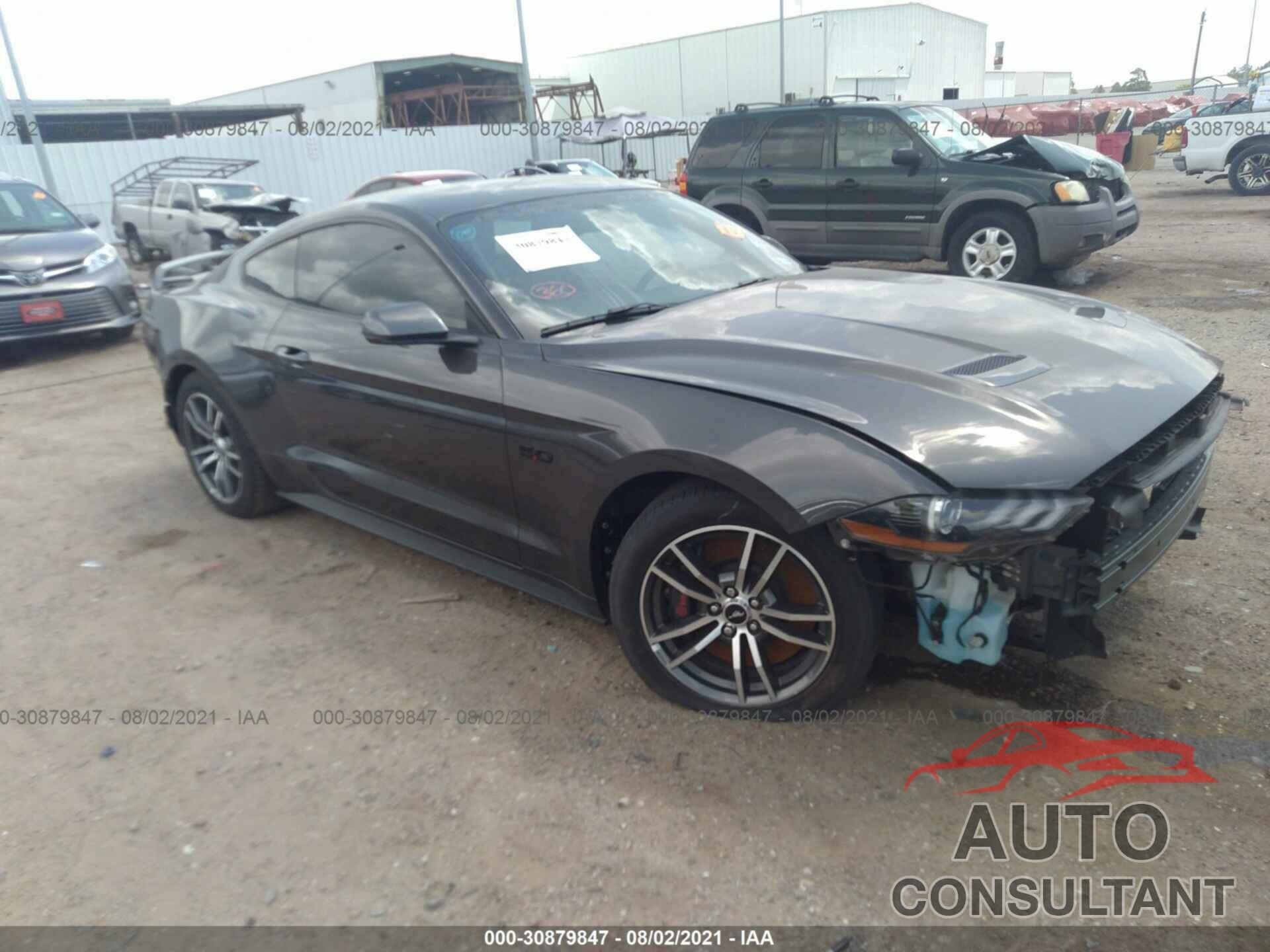 FORD MUSTANG 2018 - 1FA6P8CF8J5164823