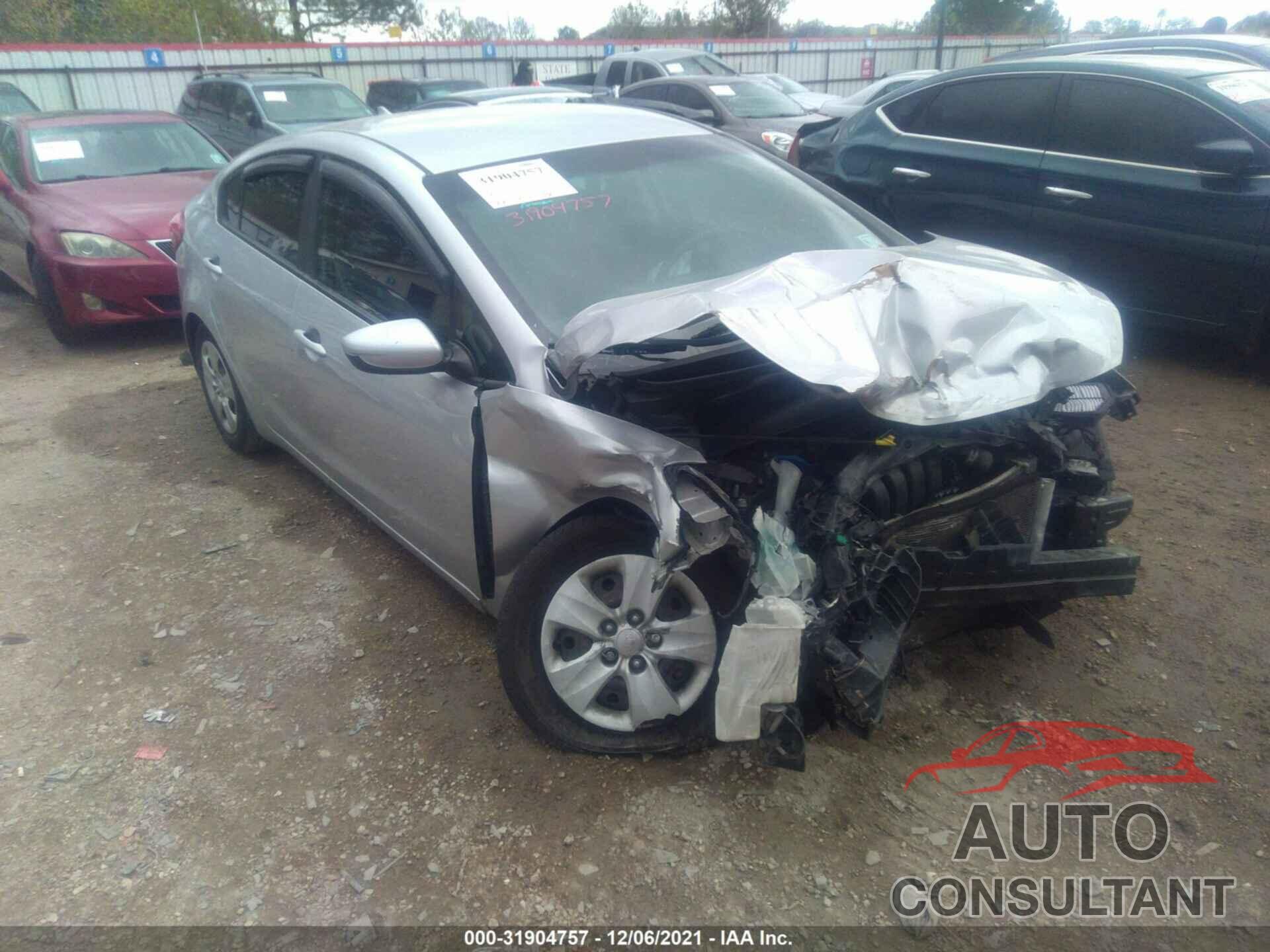 KIA FORTE 2016 - KNAFK4A63G5576920