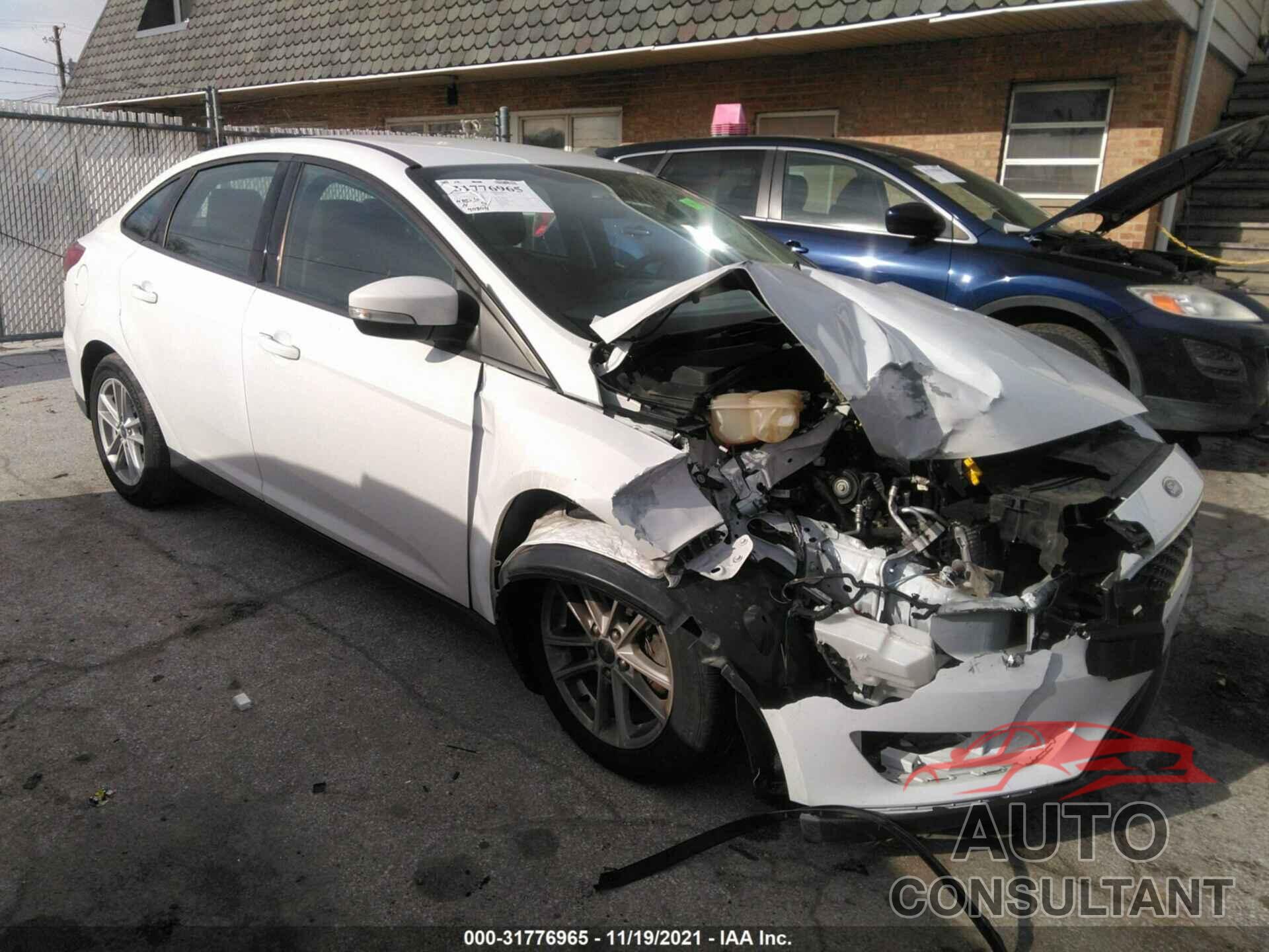 FORD FOCUS 2018 - 1FADP3F21JL239294