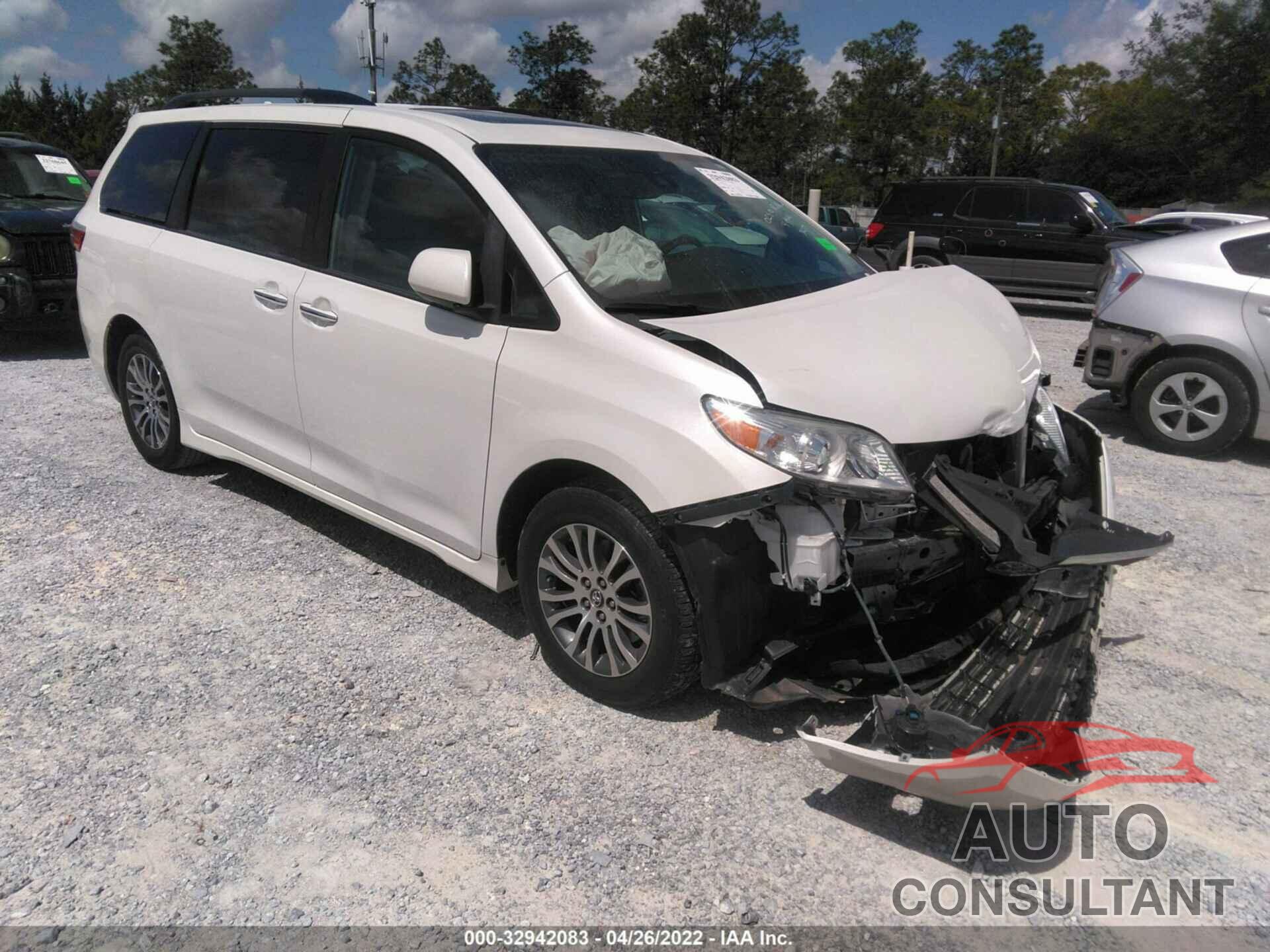 TOYOTA SIENNA 2019 - 5TDYZ3DC2KS979955