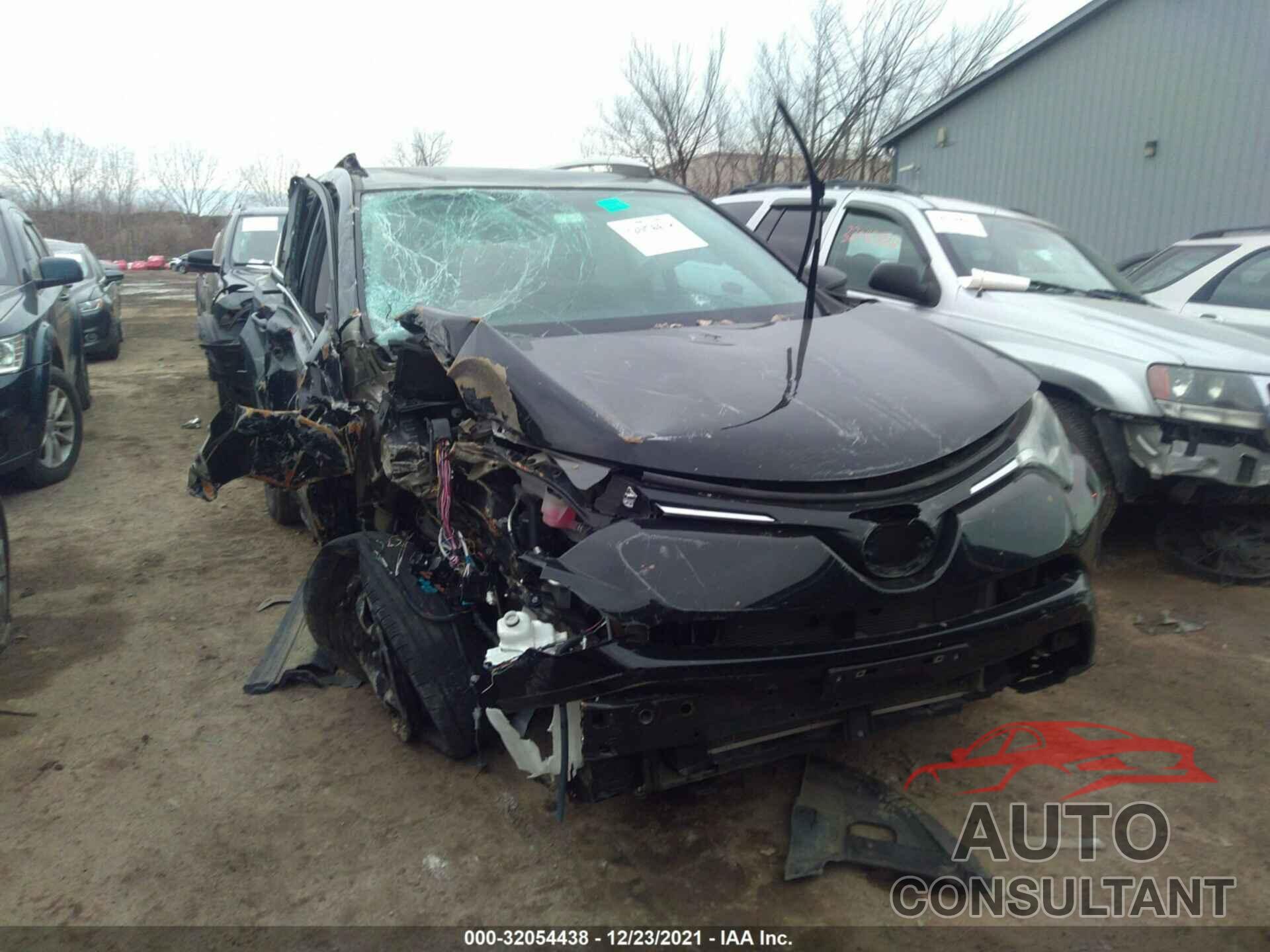 TOYOTA RAV4 2016 - 2T3BFREV8GW453367