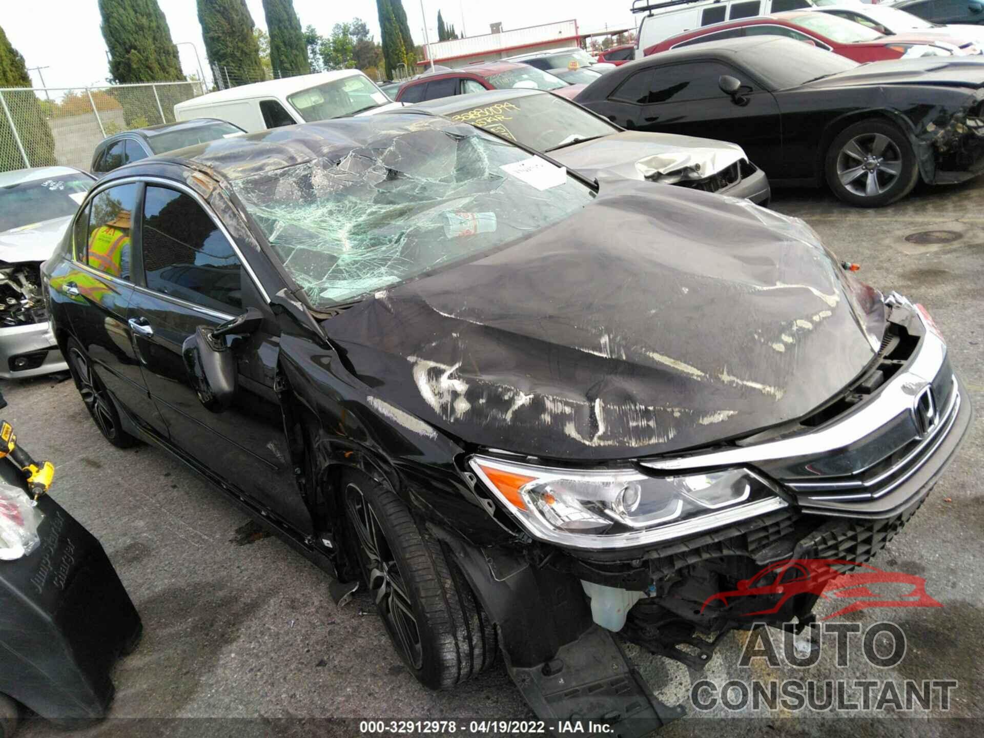 HONDA ACCORD SEDAN 2016 - 1HGCR2F55GA090530