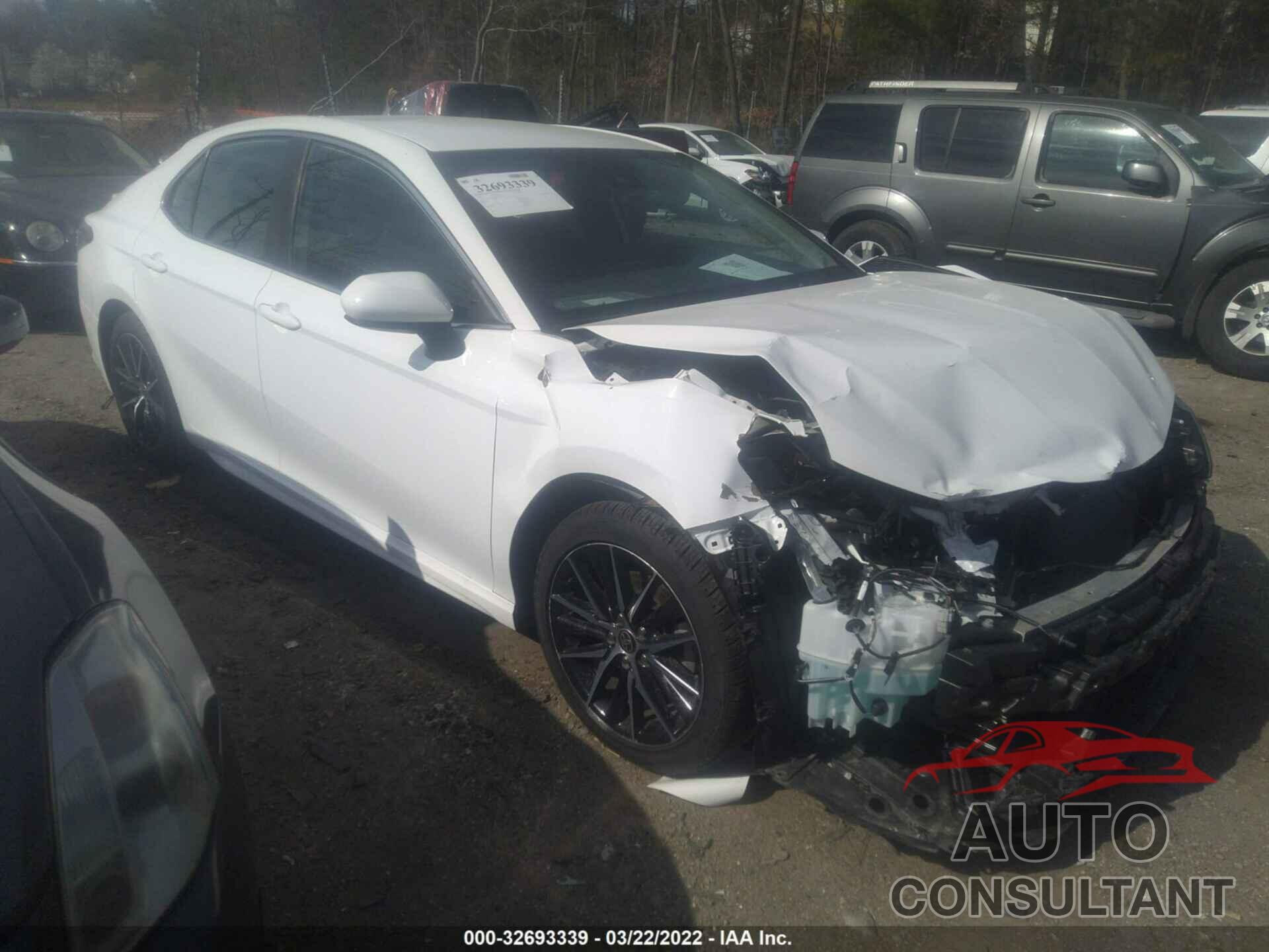 TOYOTA CAMRY 2021 - 4T1G11AK3MU520124