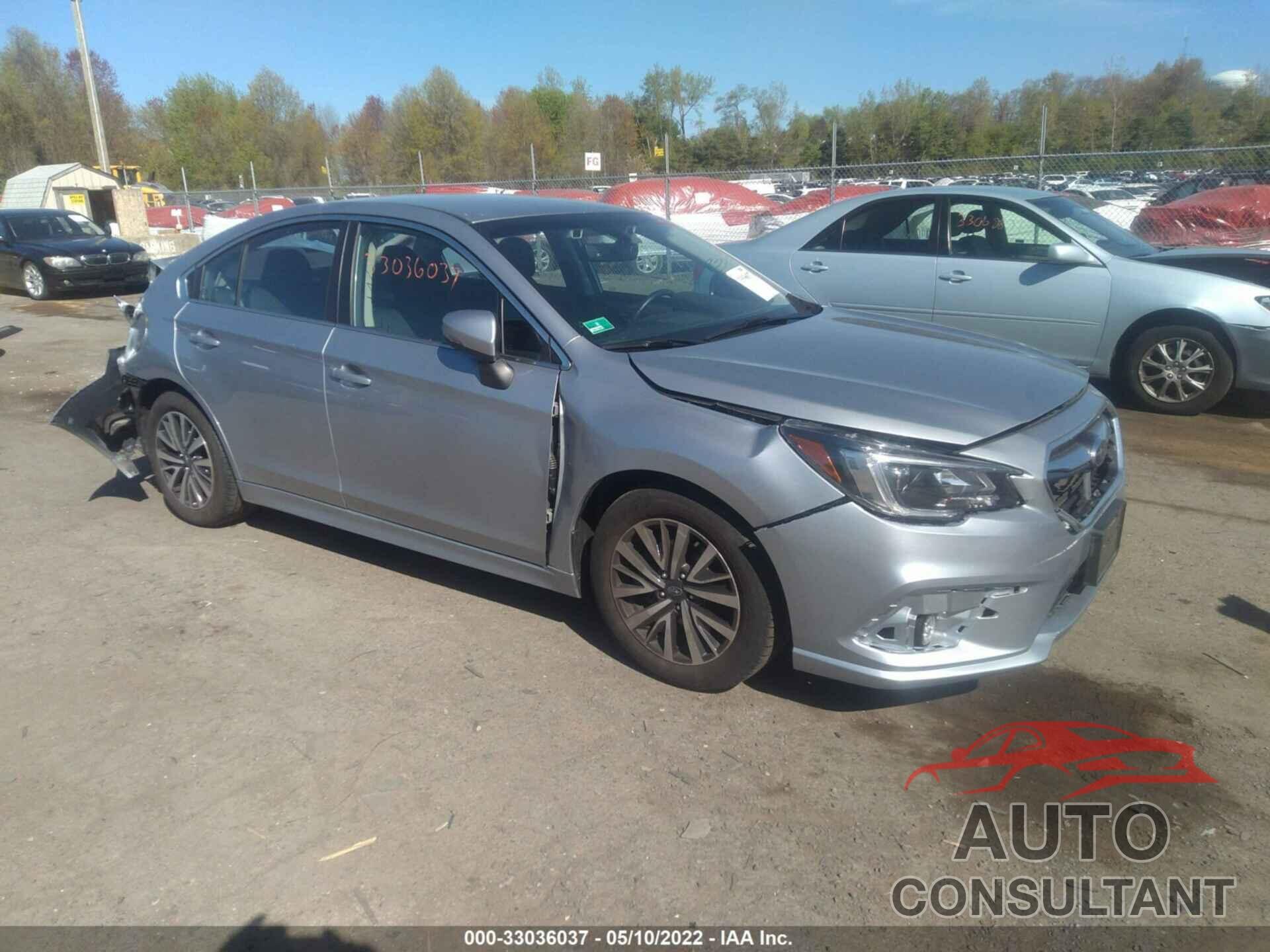 SUBARU LEGACY 2019 - 4S3BNAF64K3022953