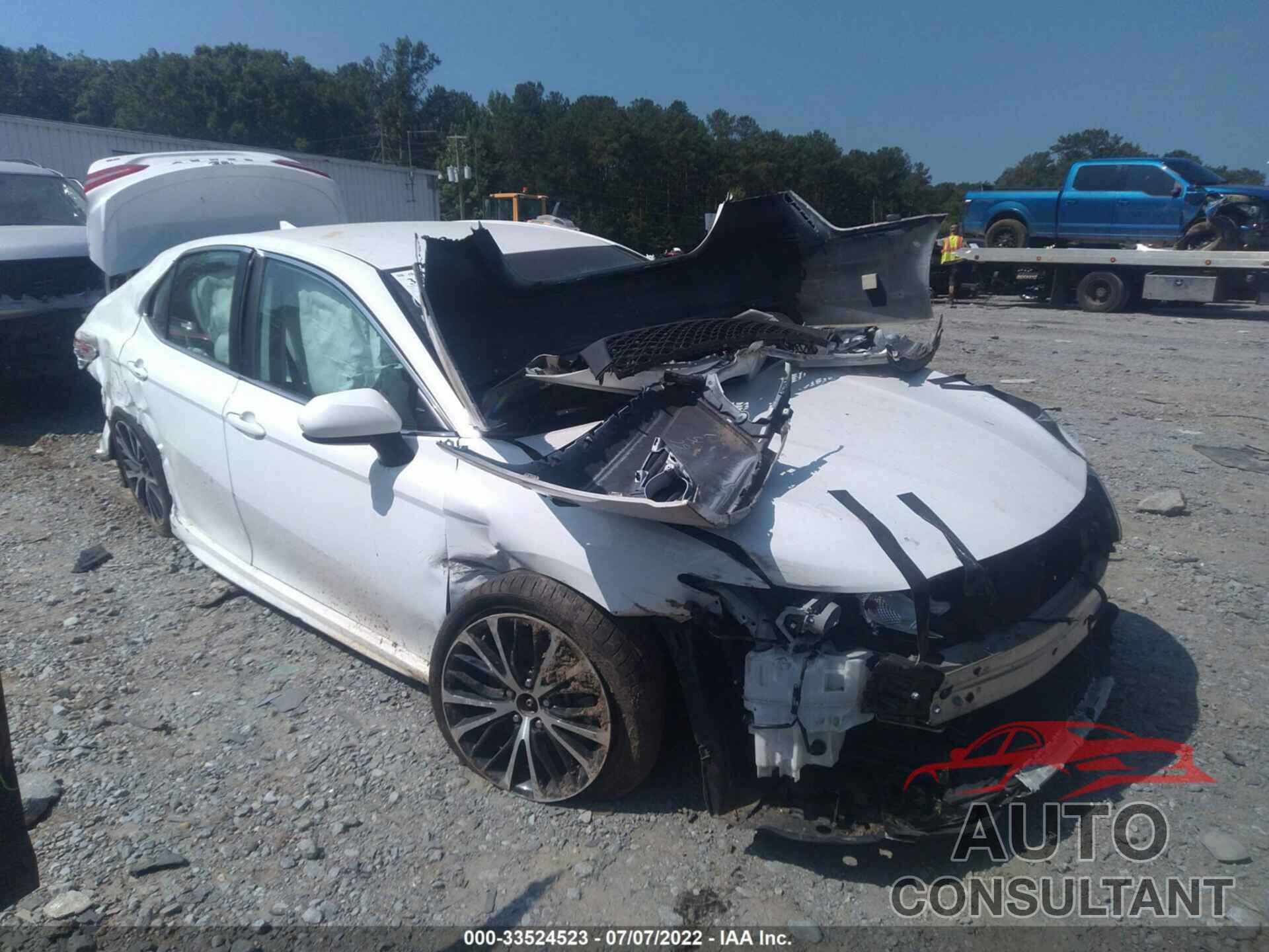 TOYOTA CAMRY 2020 - 4T1G11AK2LU921632