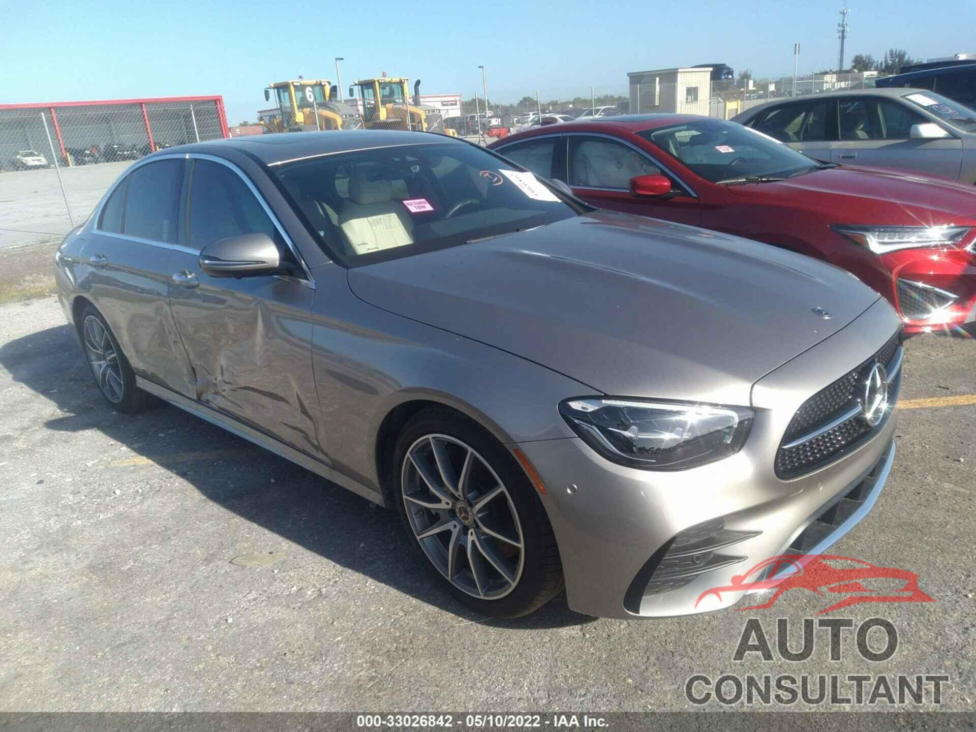 MERCEDES-BENZ E-CLASS 2021 - W1KZF8DB3MA943179