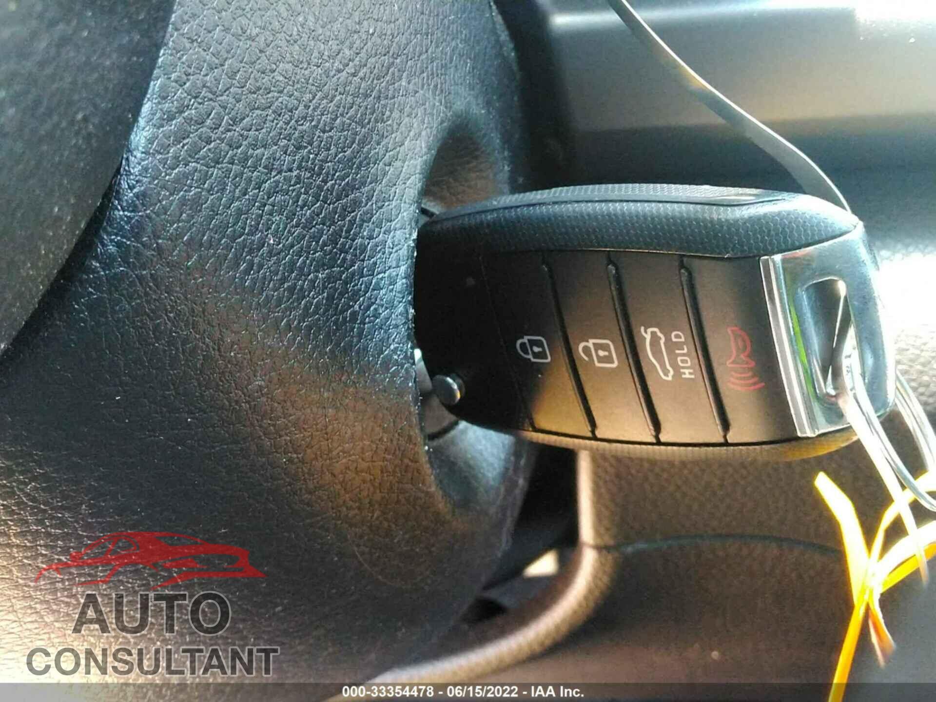 KIA RIO 2019 - 3KPA24AB2KE158159