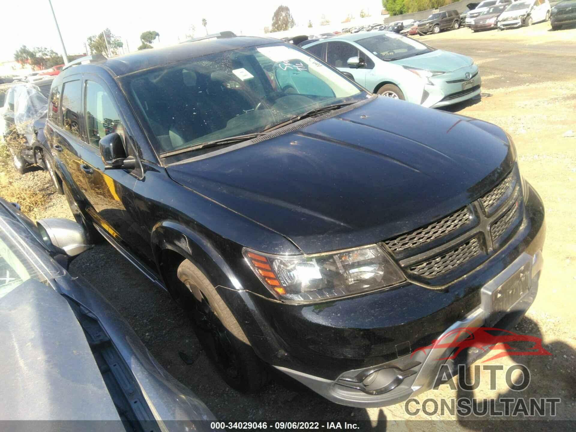 DODGE JOURNEY 2018 - 3C4PDCGGXJT379536