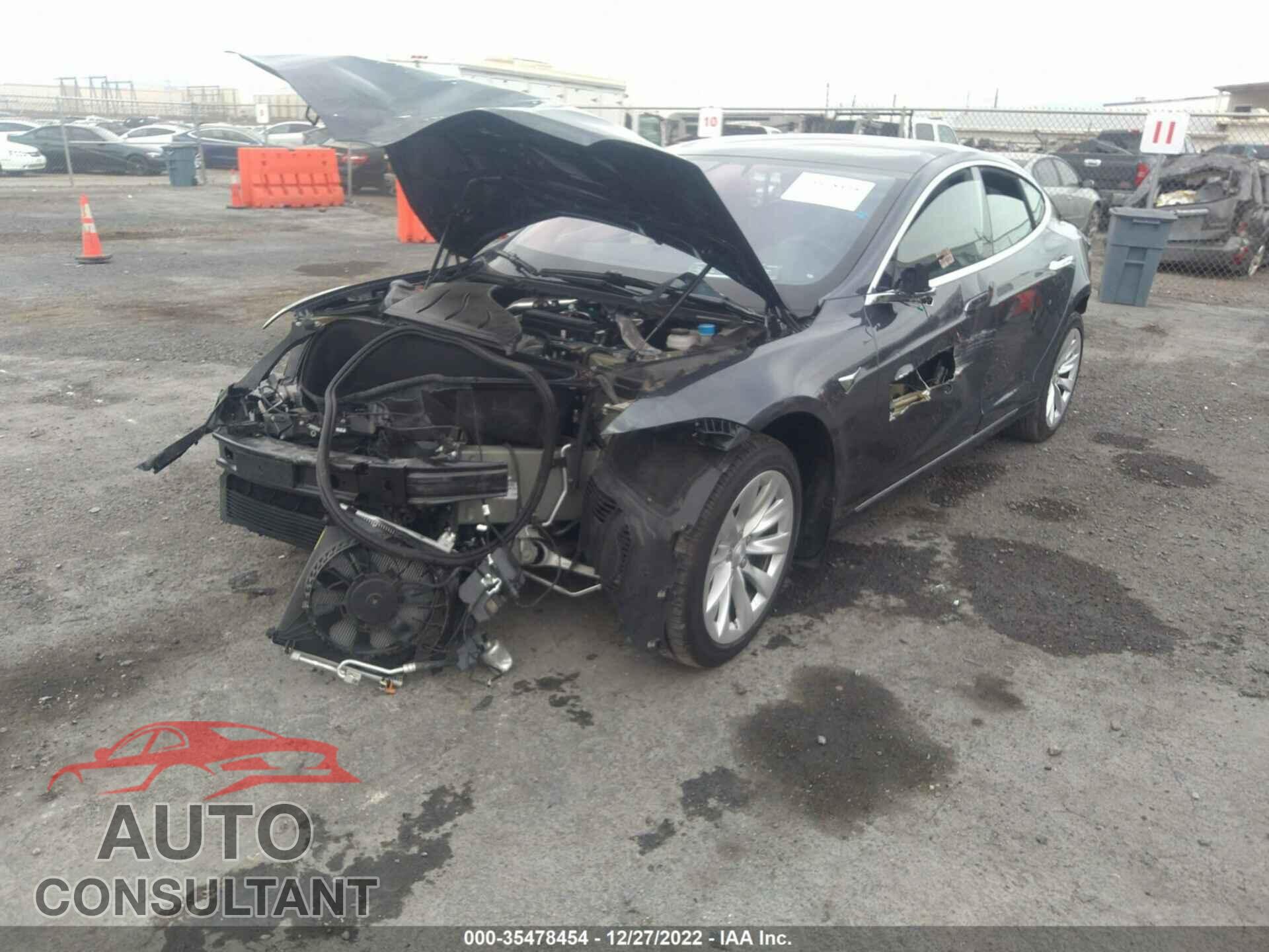 TESLA MODEL S 2018 - 5YJSA1E23JF295765