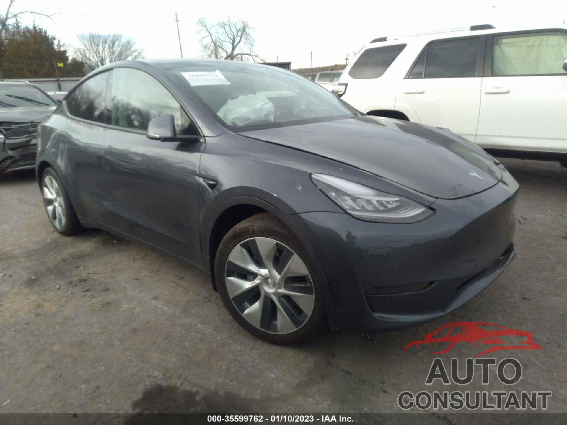 TESLA MODEL Y 2021 - 5YJYGDEE1MF153276
