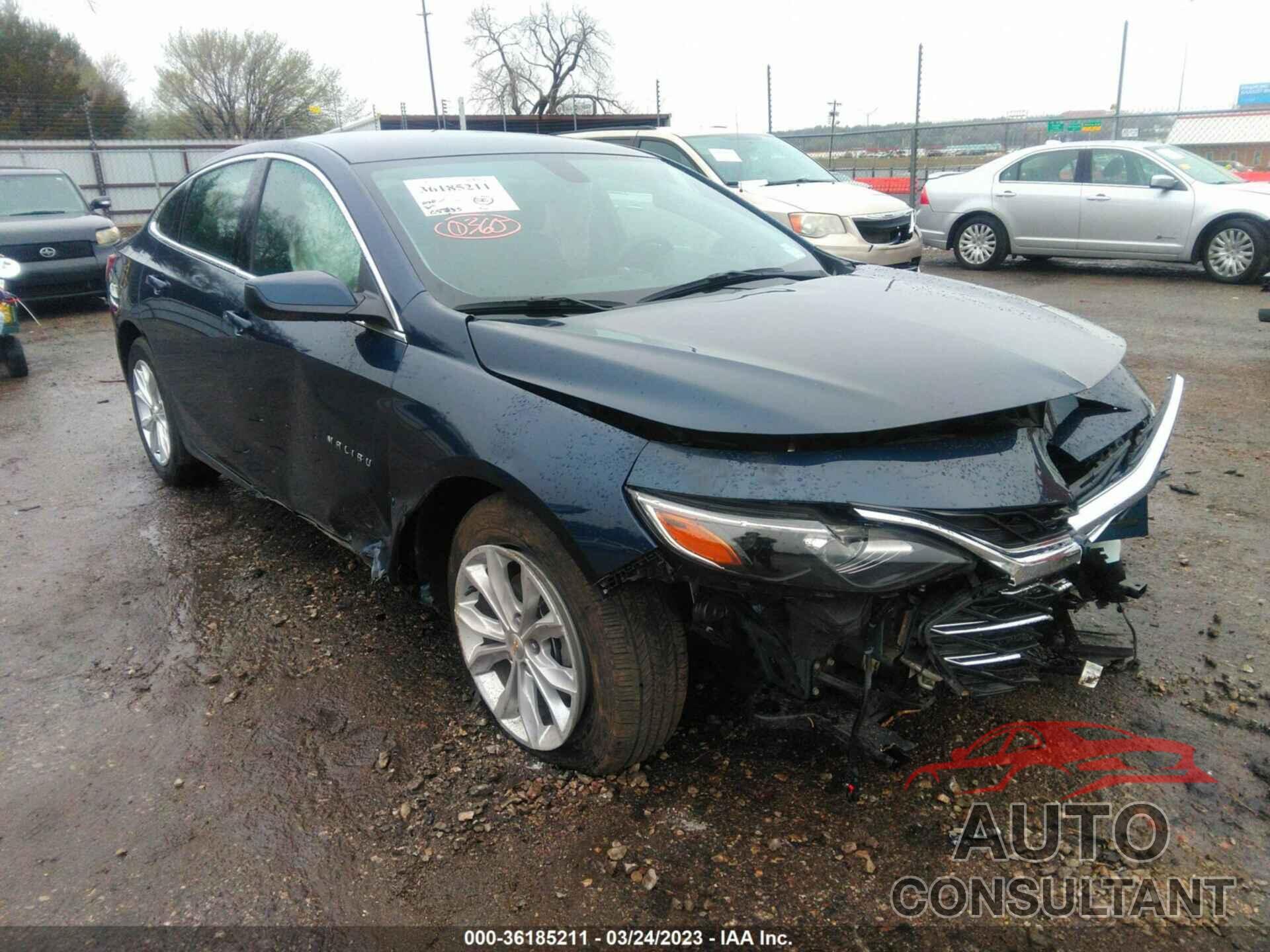 CHEVROLET MALIBU 2022 - 1G1ZD5ST1NF137395