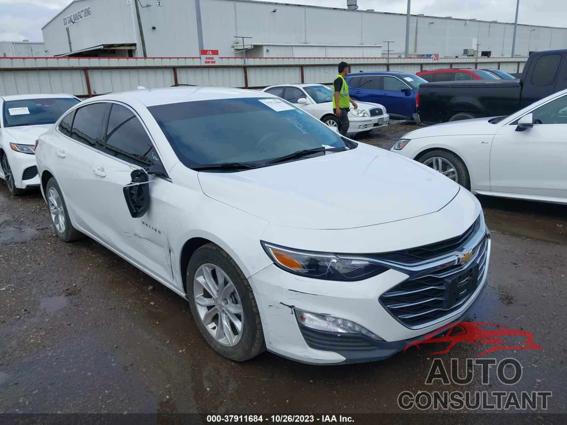 CHEVROLET MALIBU 2022 - 1G1ZD5ST4NF113334