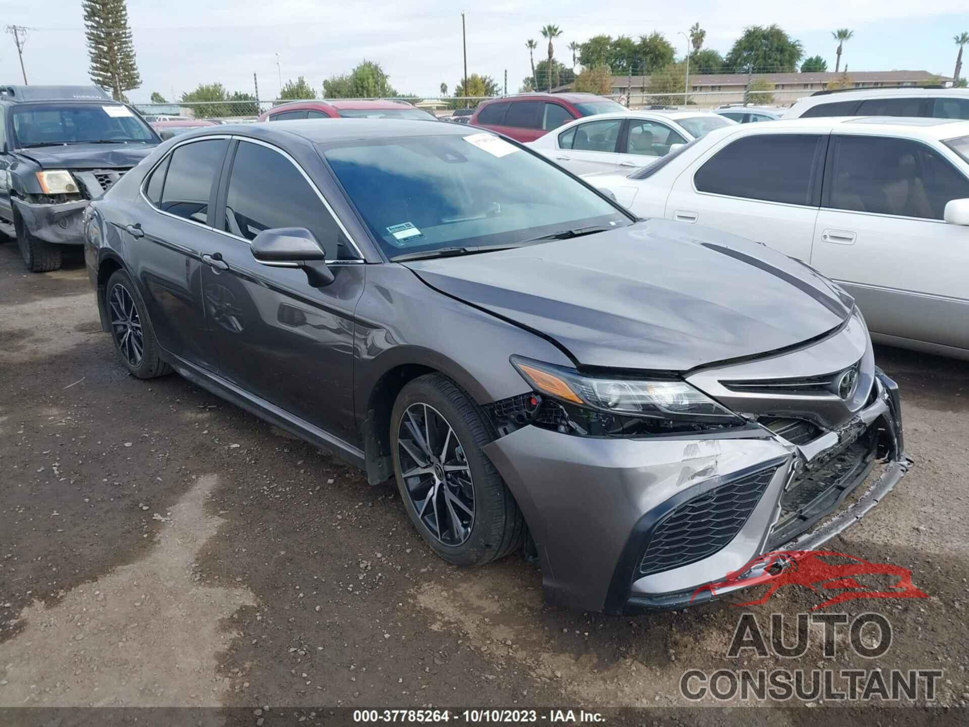 TOYOTA CAMRY 2023 - 4T1G11AK5PU822471