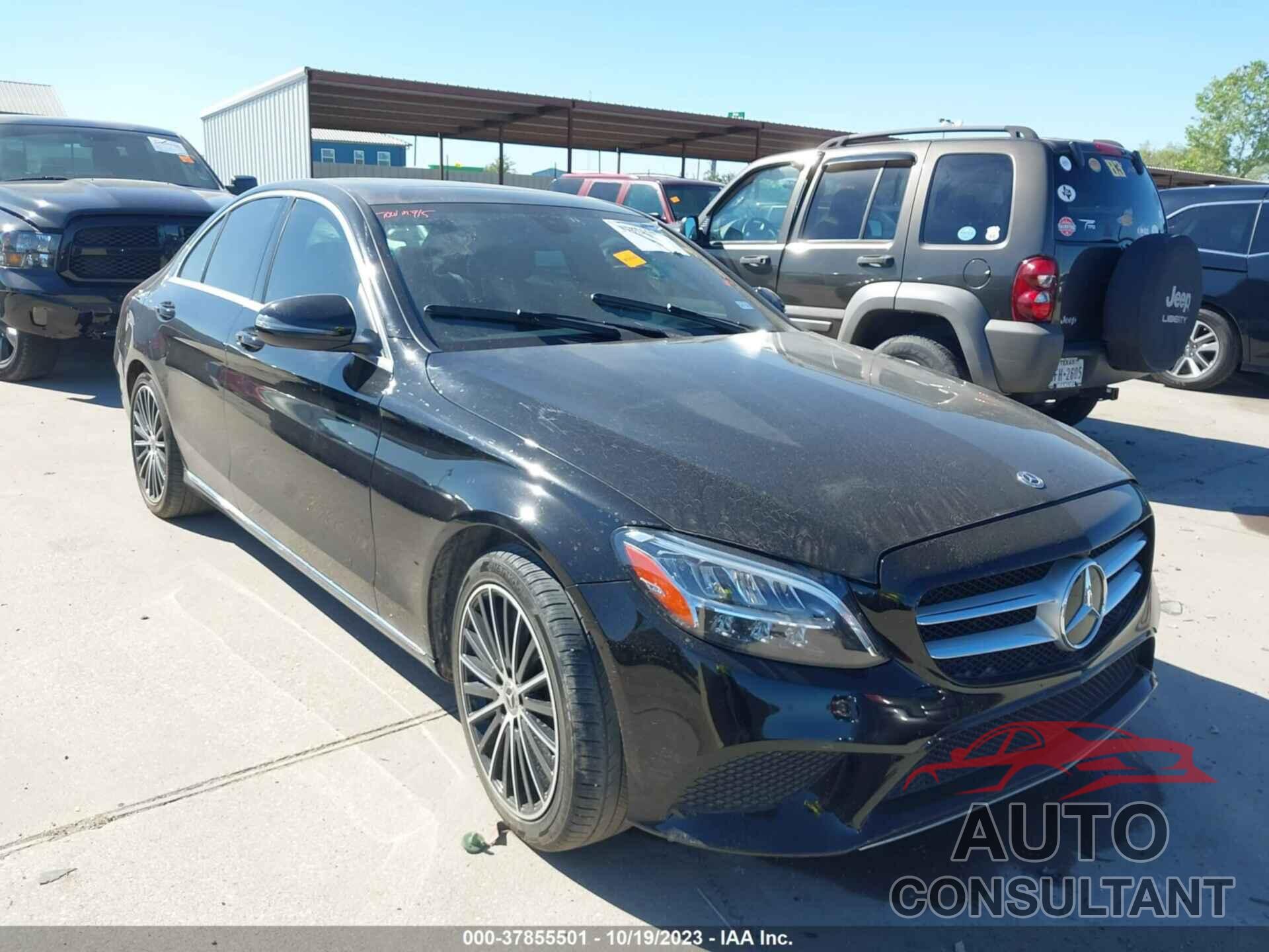 MERCEDES-BENZ C 300 2019 - 55SWF8DB8KU298190