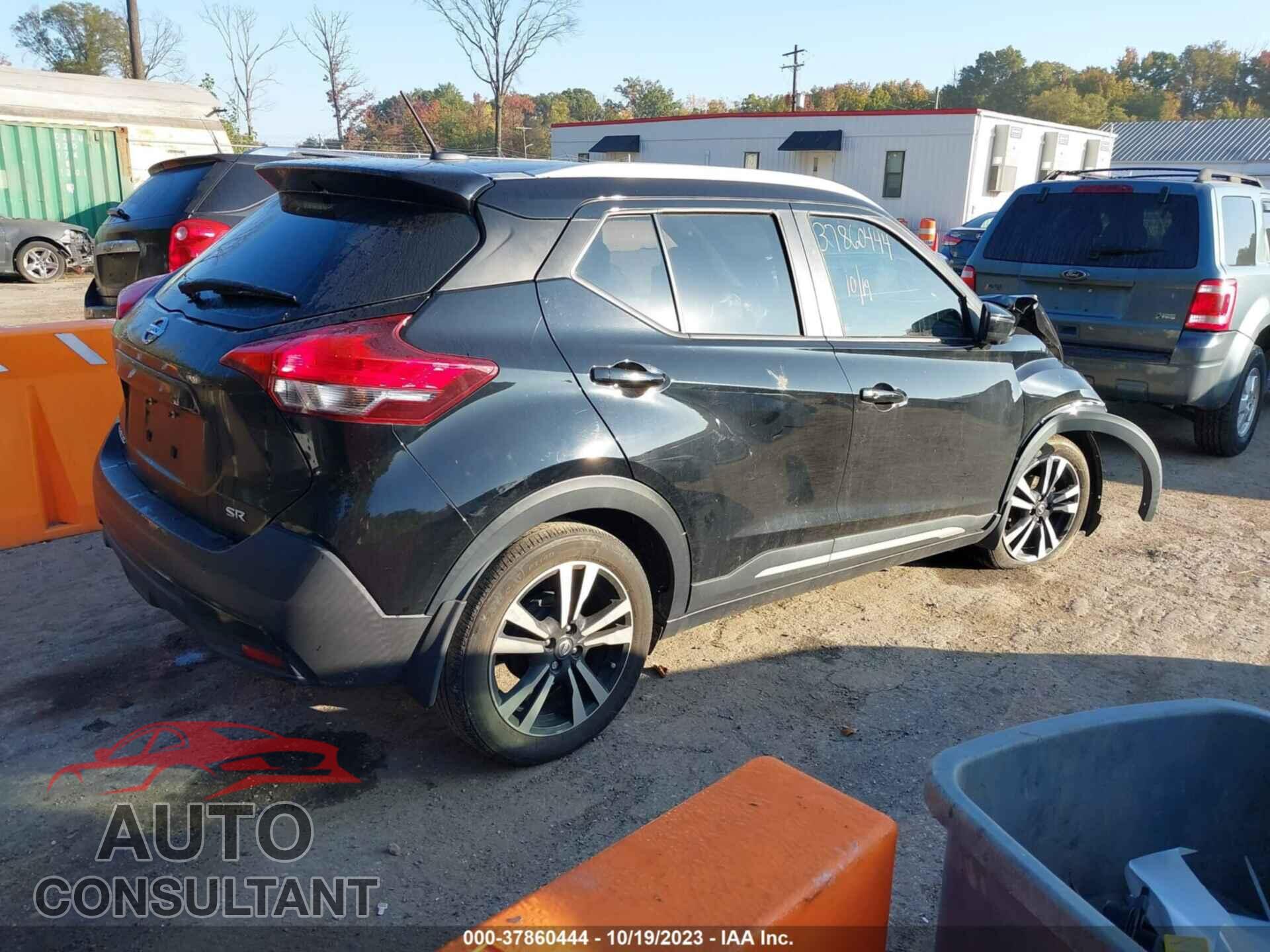 NISSAN KICKS 2019 - 3N1CP5CU3KL567882