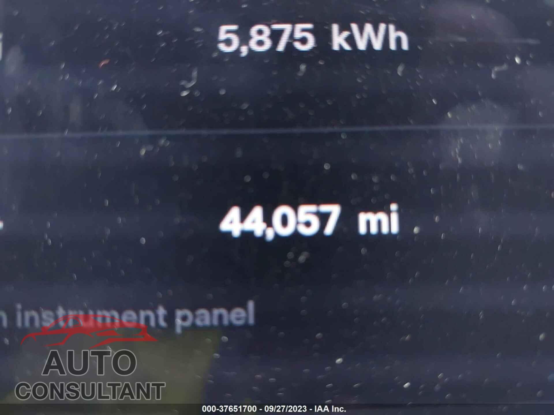TESLA MODEL S 2017 - 5YJSA1E16HF192115