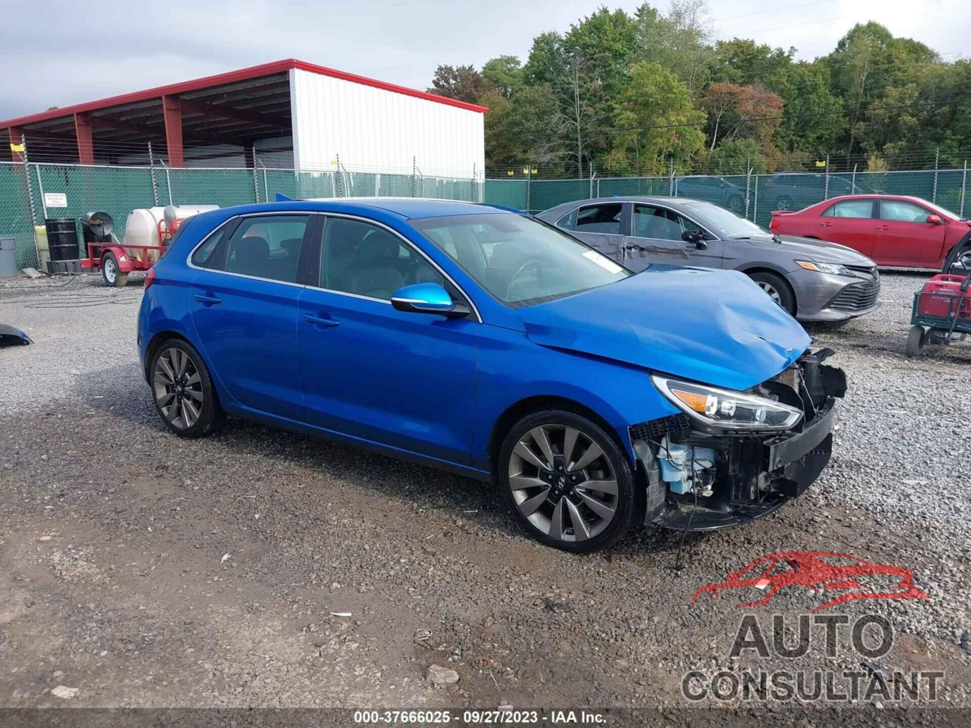 HYUNDAI ELANTRA GT 2018 - KMHH55LC6JU032058