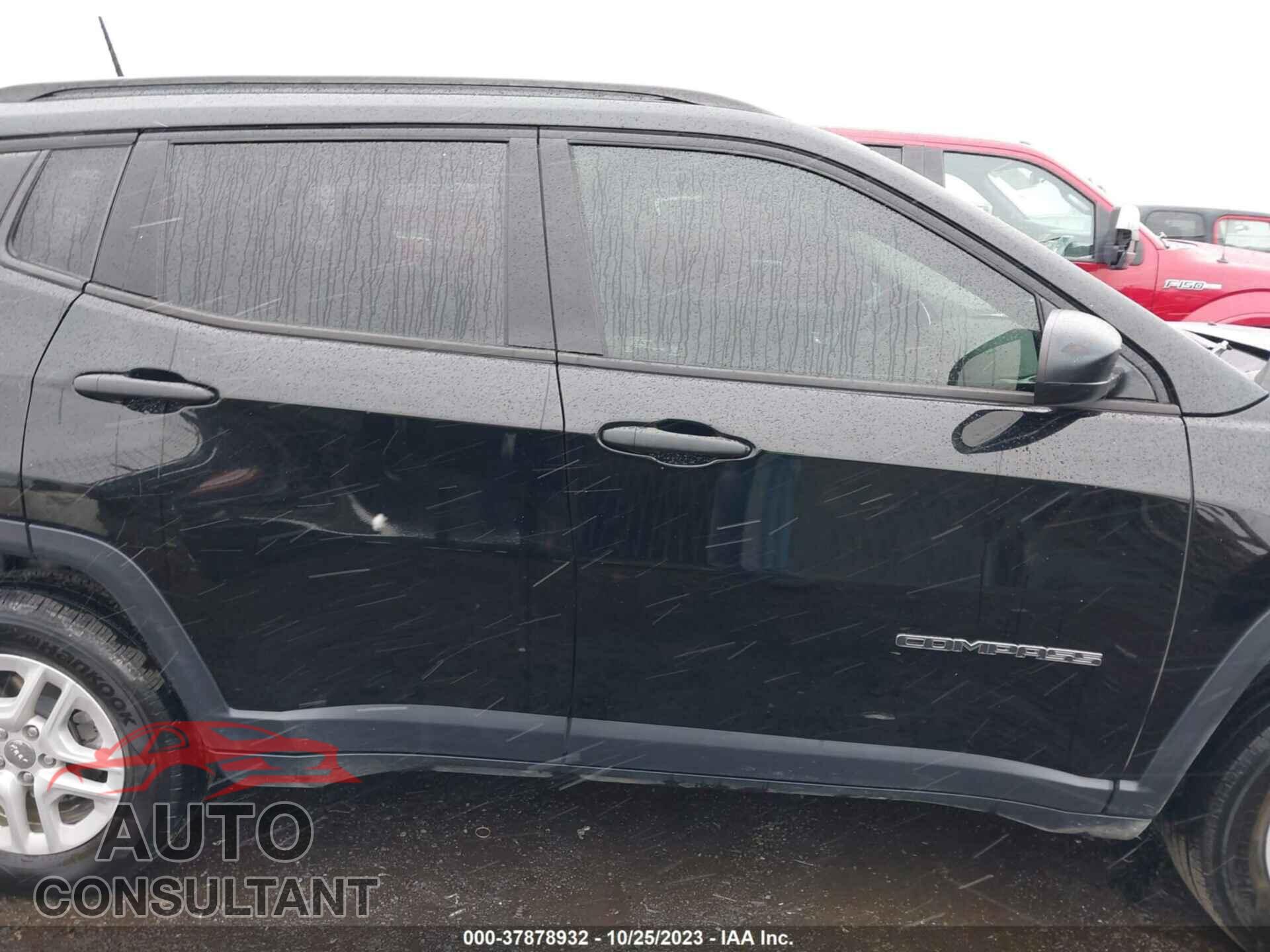 JEEP COMPASS 2018 - 3C4NJDAB3JT143751