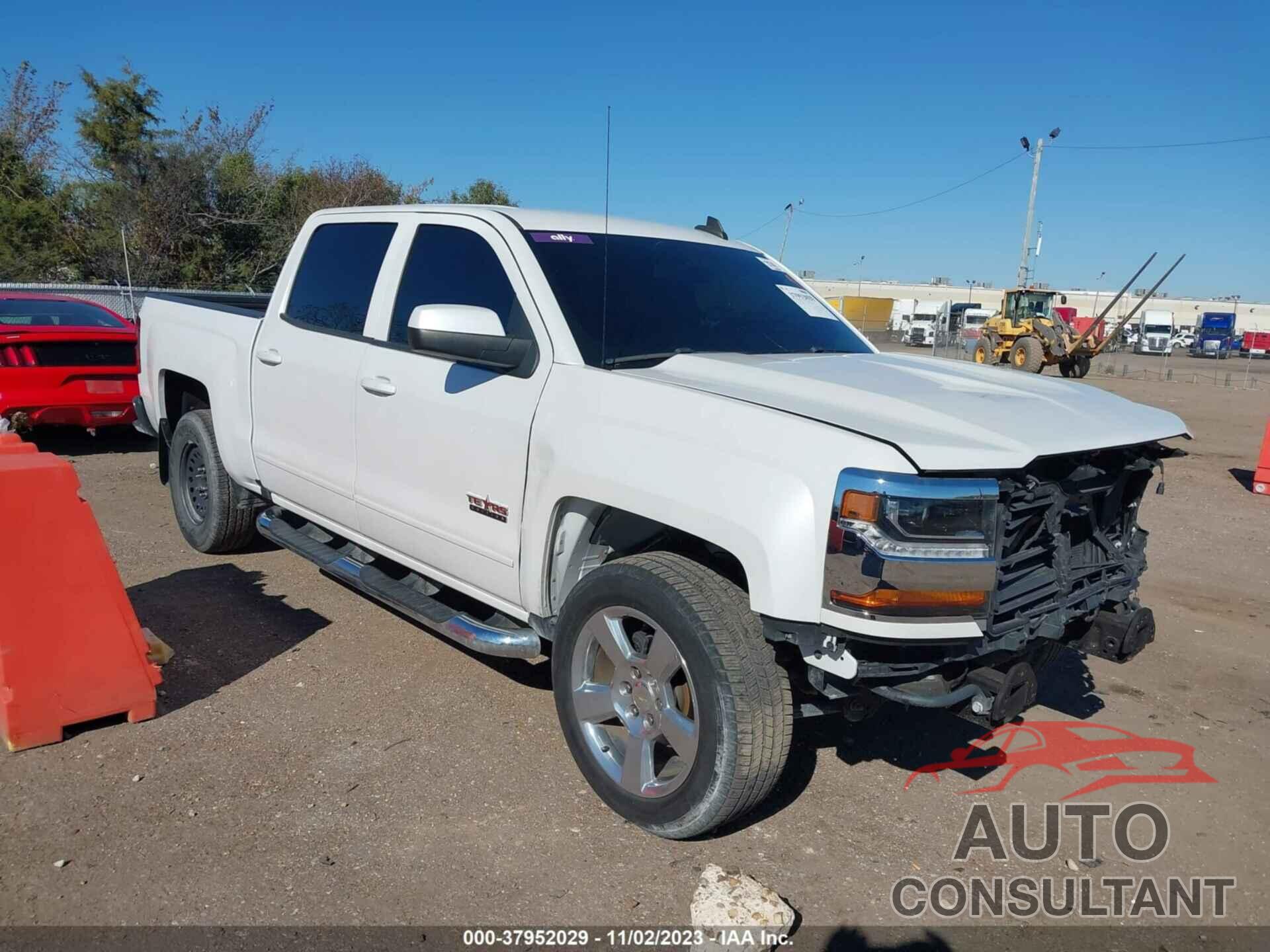 CHEVROLET SILVERADO 1500 2018 - 3GCPCREC8JG313579