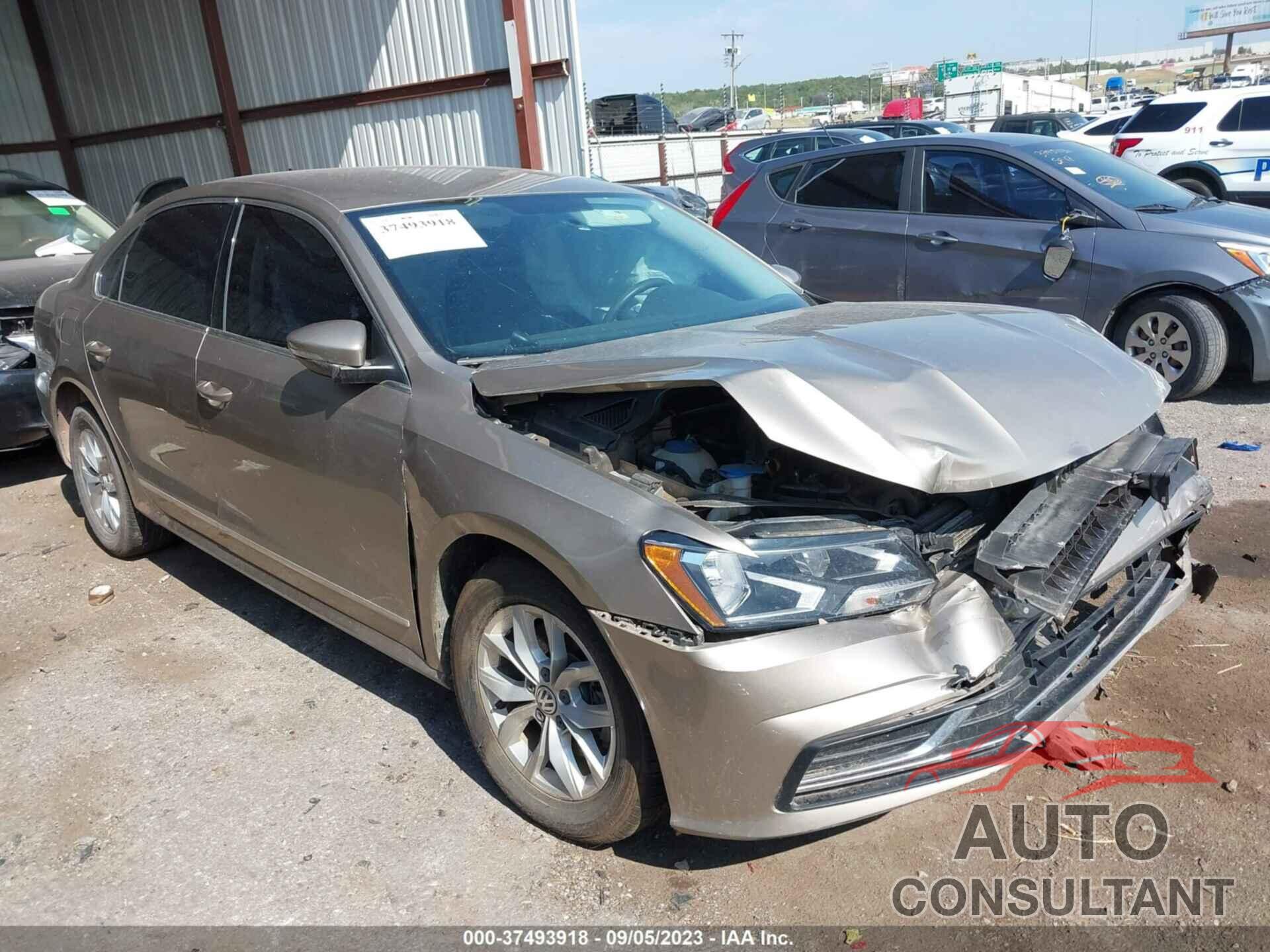 VOLKSWAGEN PASSAT 2016 - 1VWAS7A35GC008942