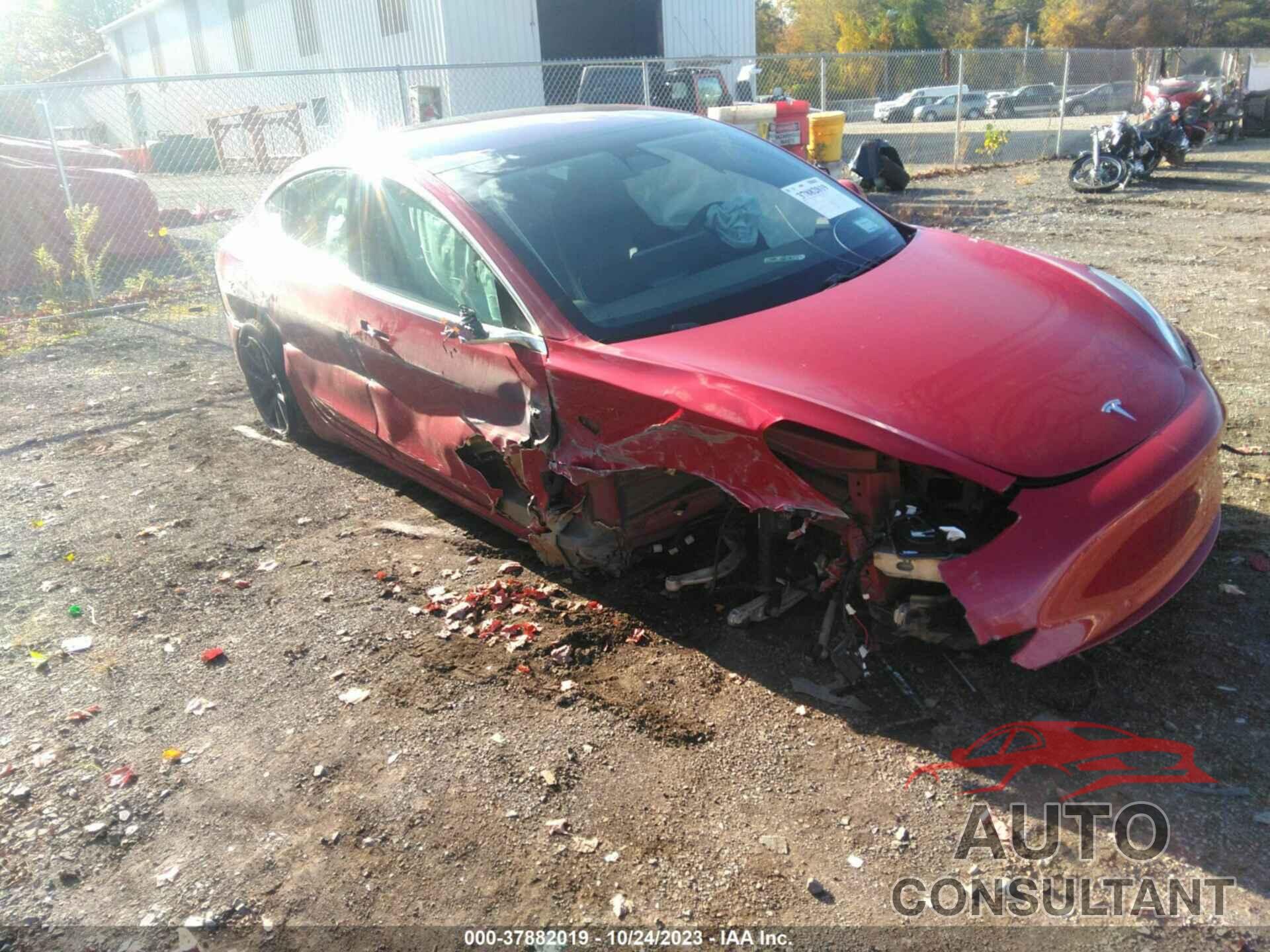 TESLA MODEL 3 2018 - 5YJ3E1EA0JF051376