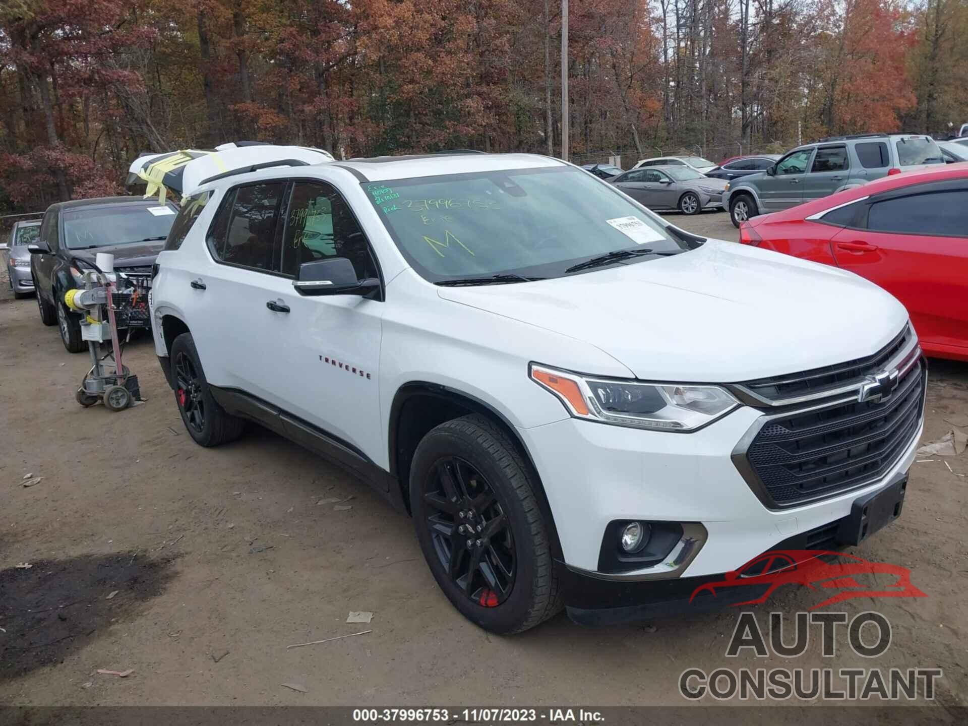 CHEVROLET TRAVERSE 2019 - 1GNERKKW3KJ295608