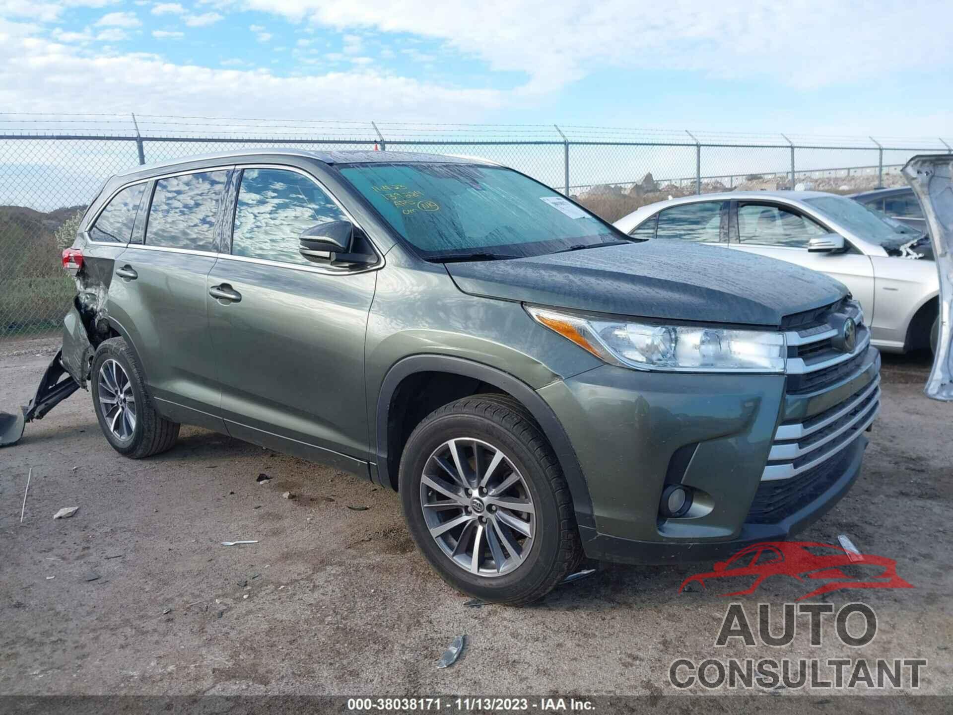 TOYOTA HIGHLANDER 2018 - 5TDKZRFH7JS286332