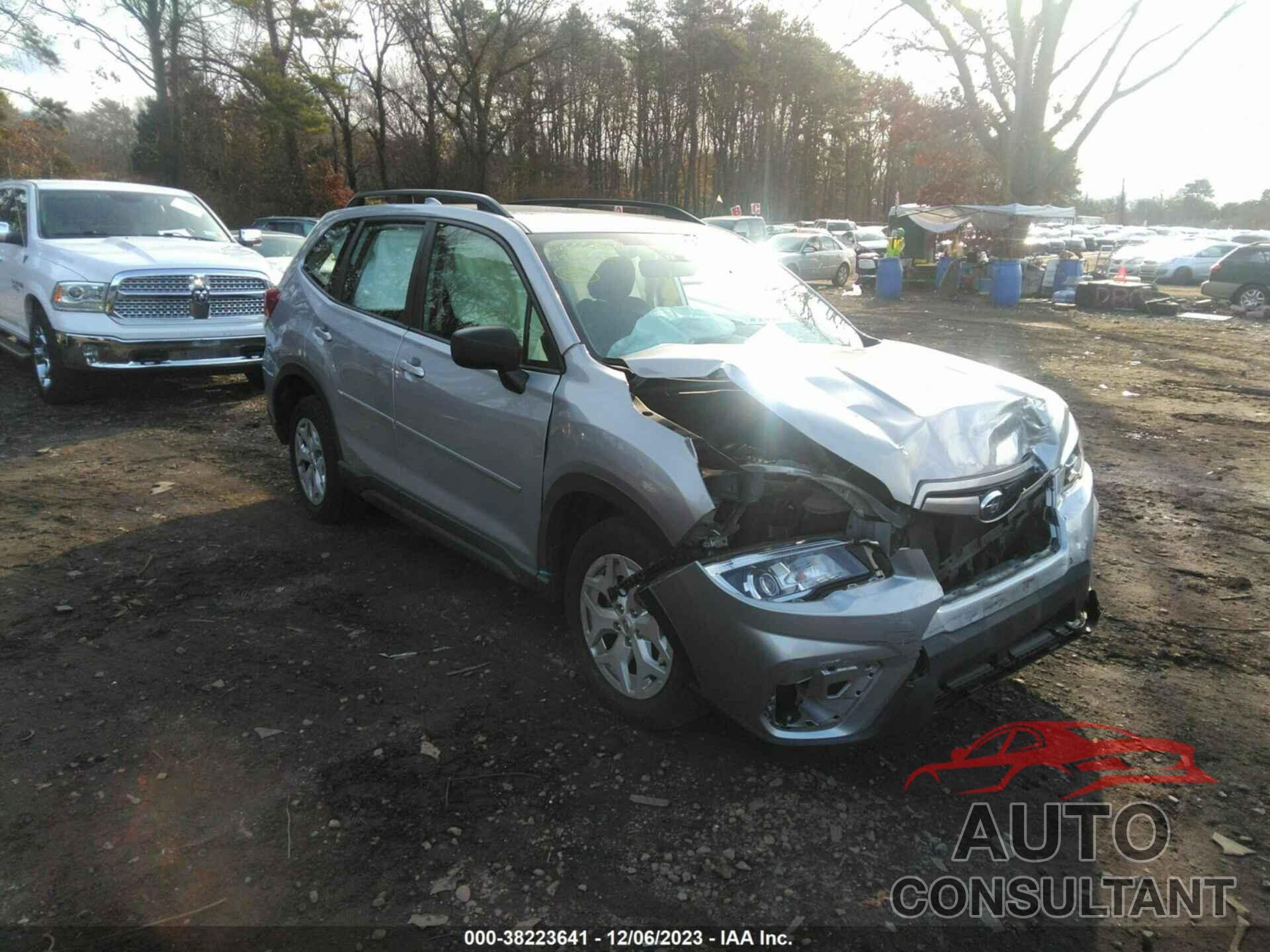 SUBARU FORESTER 2019 - JF2SKACC5KH559578